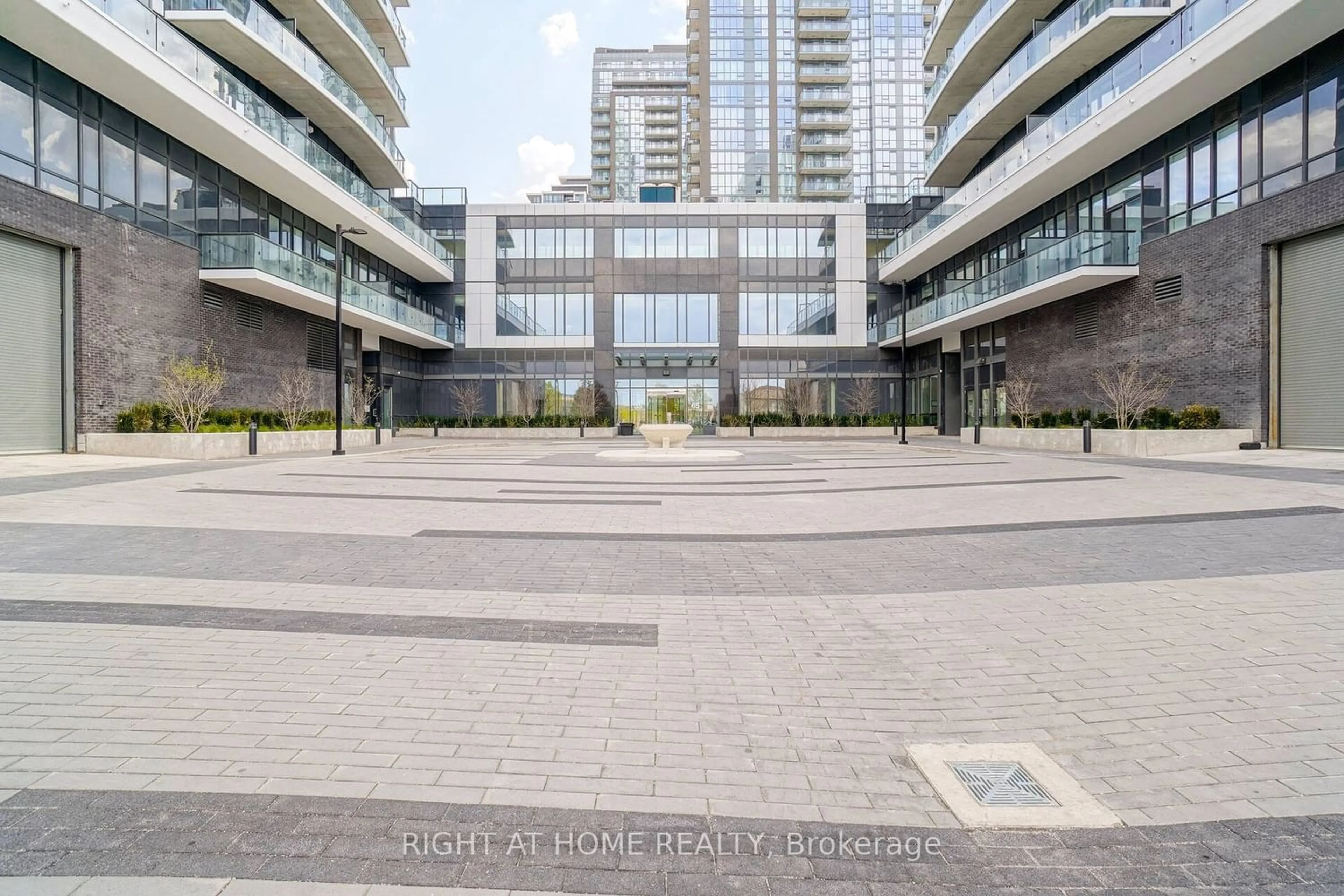 A pic from exterior of the house or condo for 35 Watergarden Dr #2611, Mississauga Ontario L5R 1B2