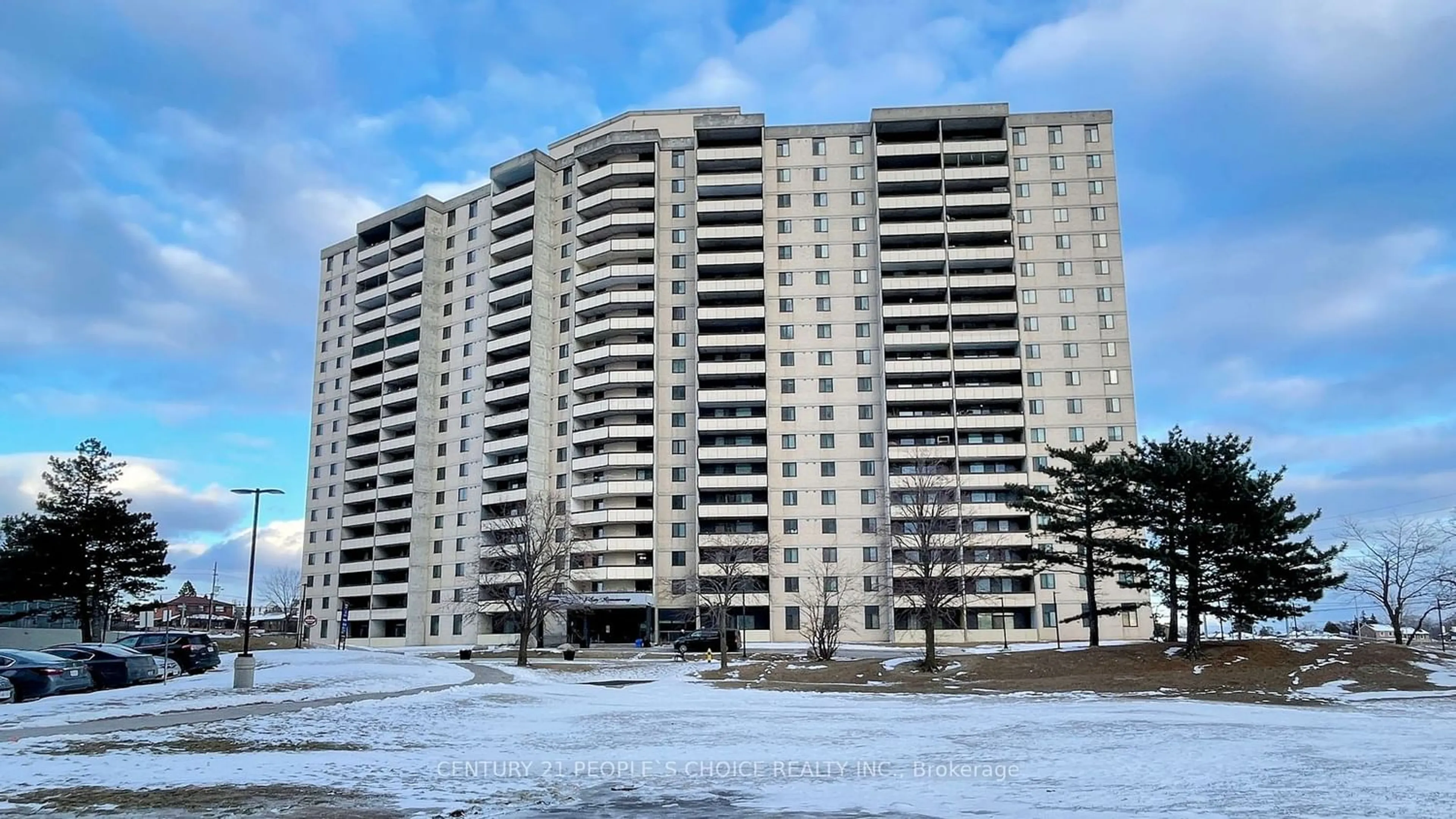 A pic from exterior of the house or condo for 5 San Romano Way #1812, Toronto Ontario M3N 2Y4