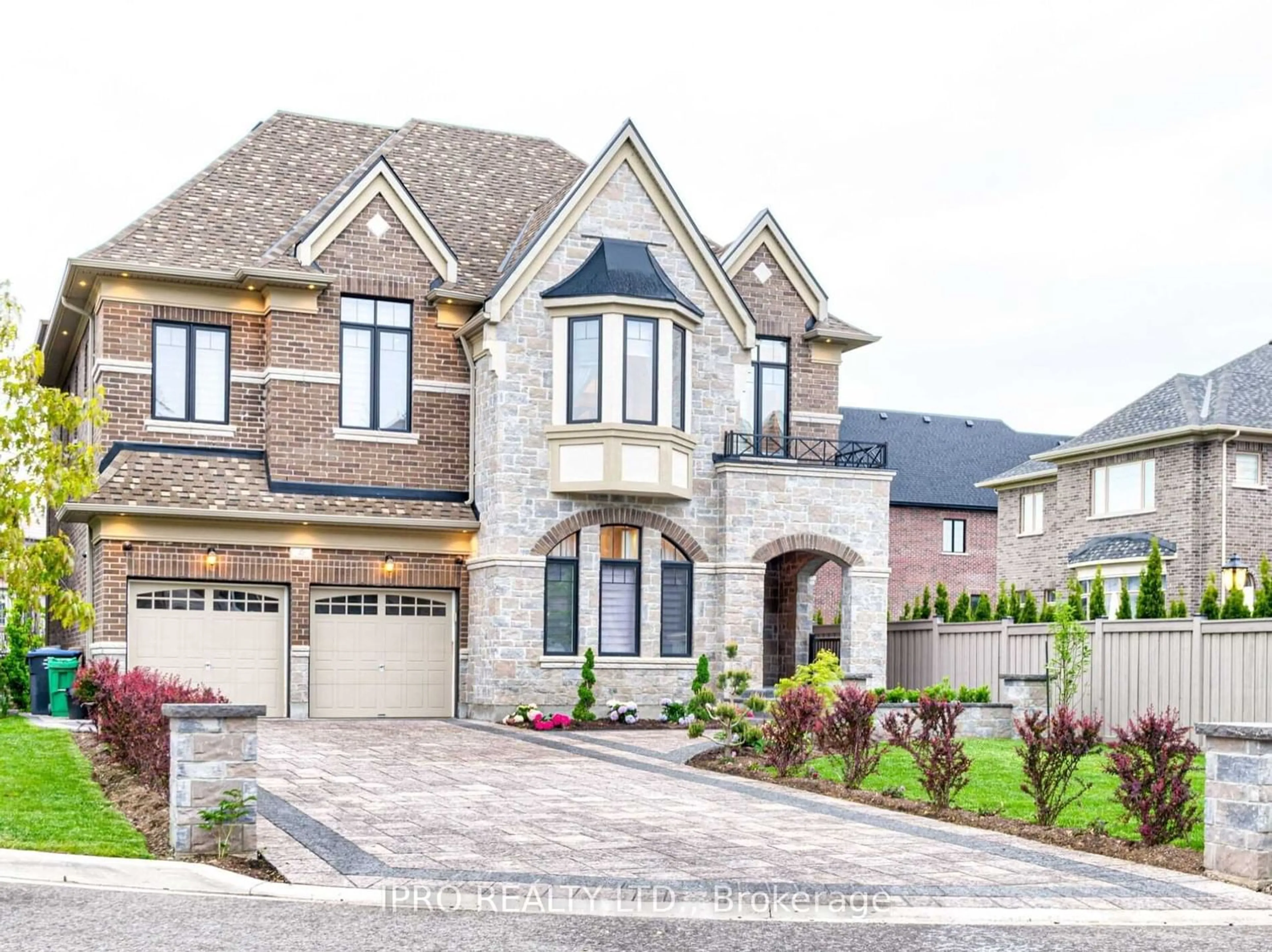 Home with brick exterior material for 51 Classic Dr, Brampton Ontario L6Y 5H3