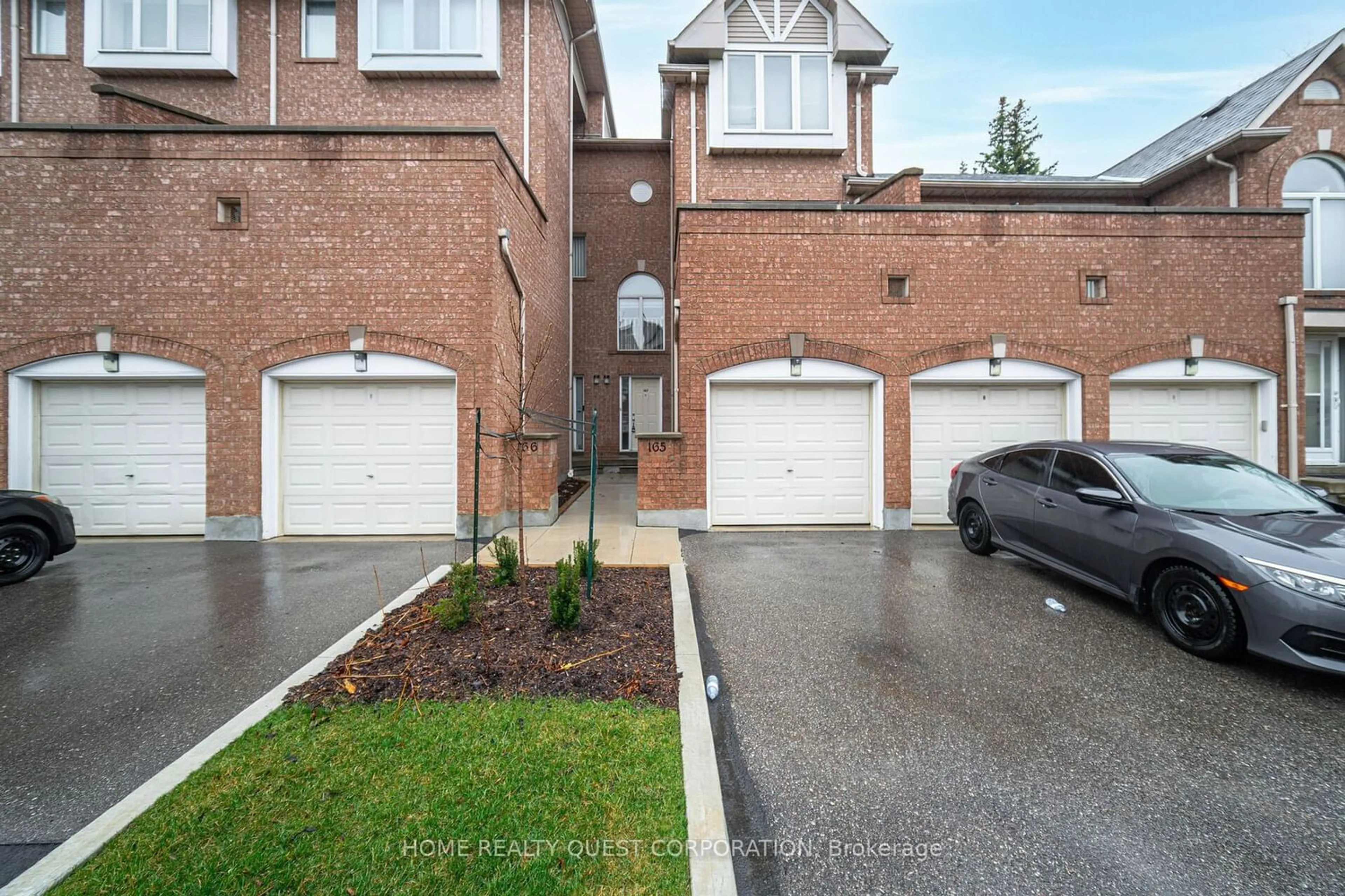 A pic from exterior of the house or condo for 99 Bristol Rd #165, Mississauga Ontario L4Z 3P4