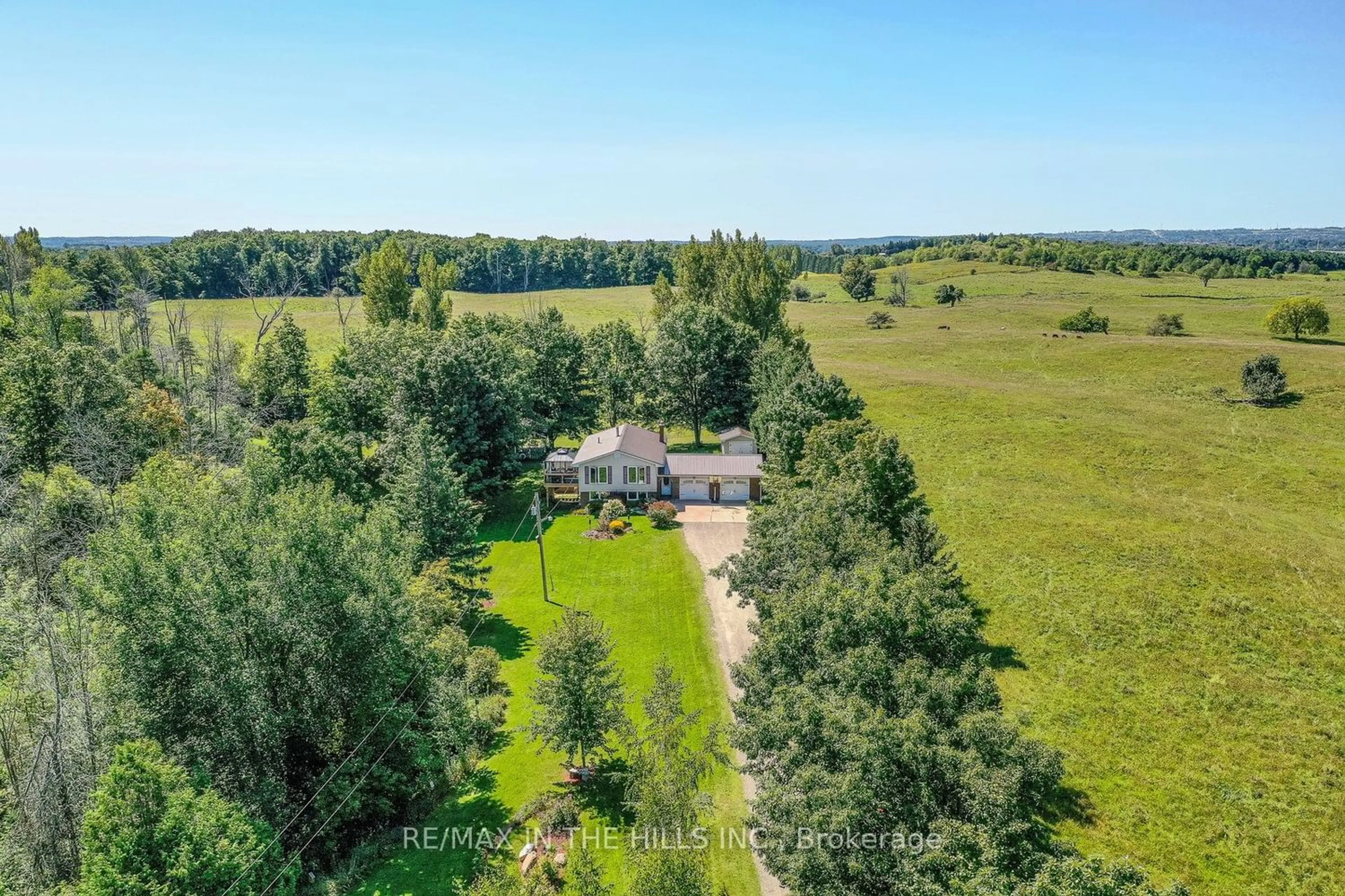 Cottage for 20538 Horseshoe Hill Rd, Caledon Ontario L7K 2B6
