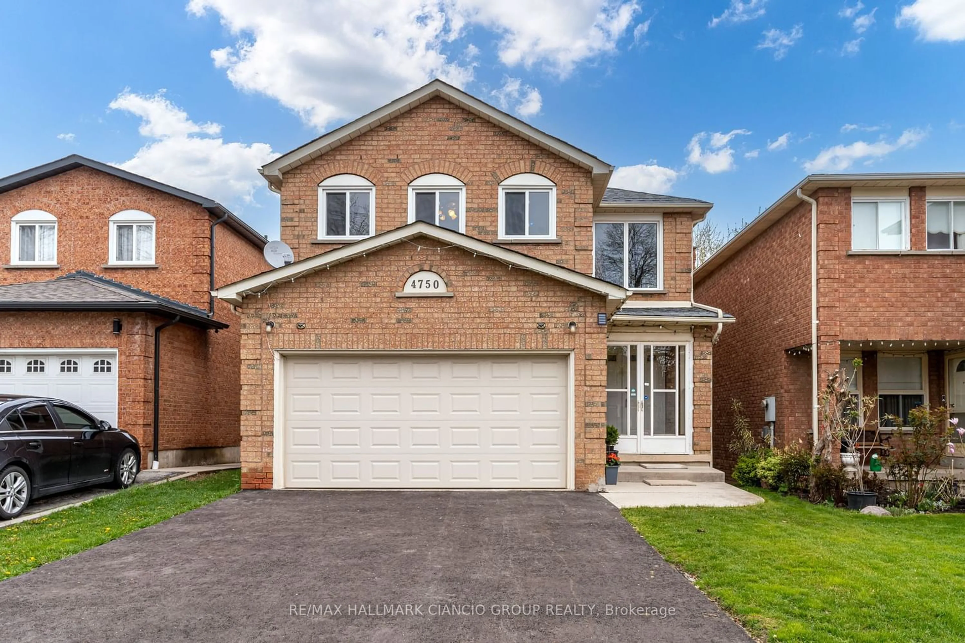 Home with brick exterior material for 4750 Antelope Cres, Mississauga Ontario L4Z 2R3