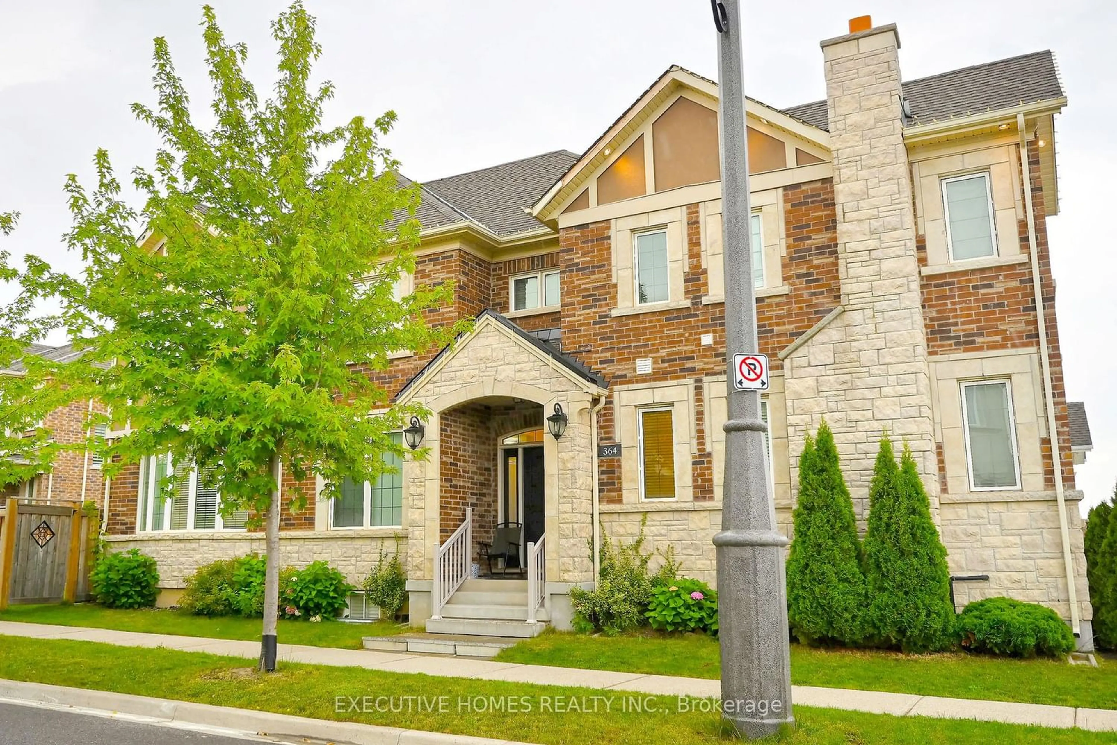 Home with brick exterior material for 364 Wisteria Way, Oakville Ontario L6M 0N3