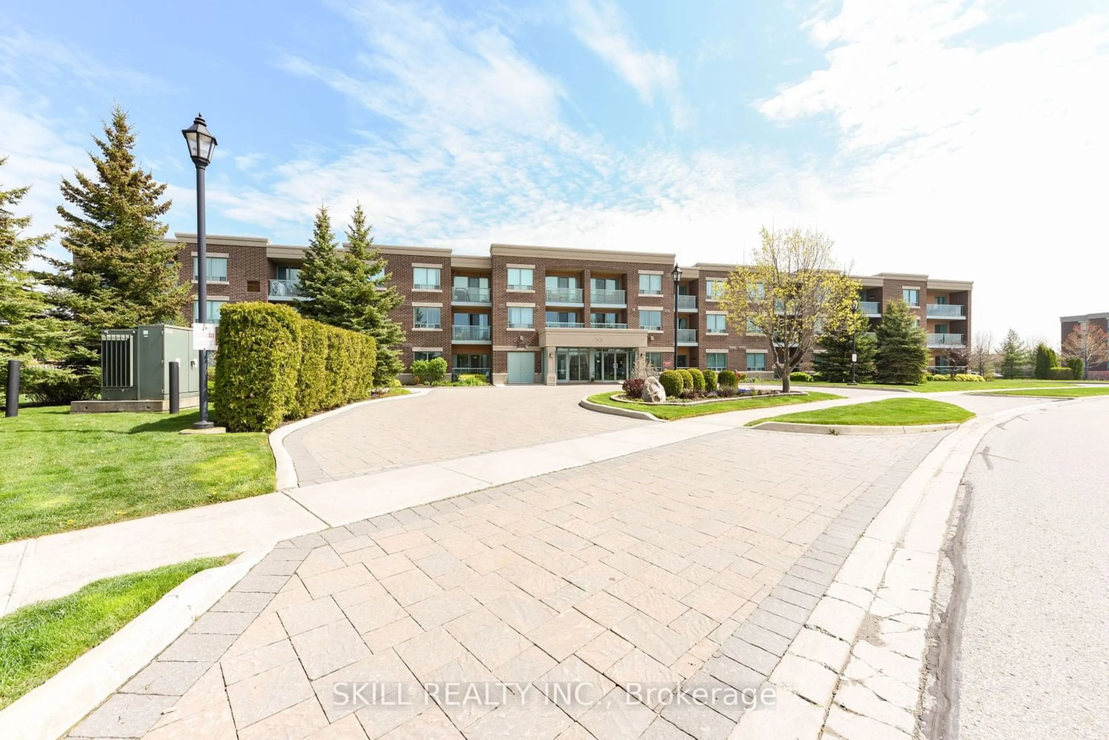A pic from exterior of the house or condo for 55 Via Rosedale #112, Brampton Ontario L6R 0V1
