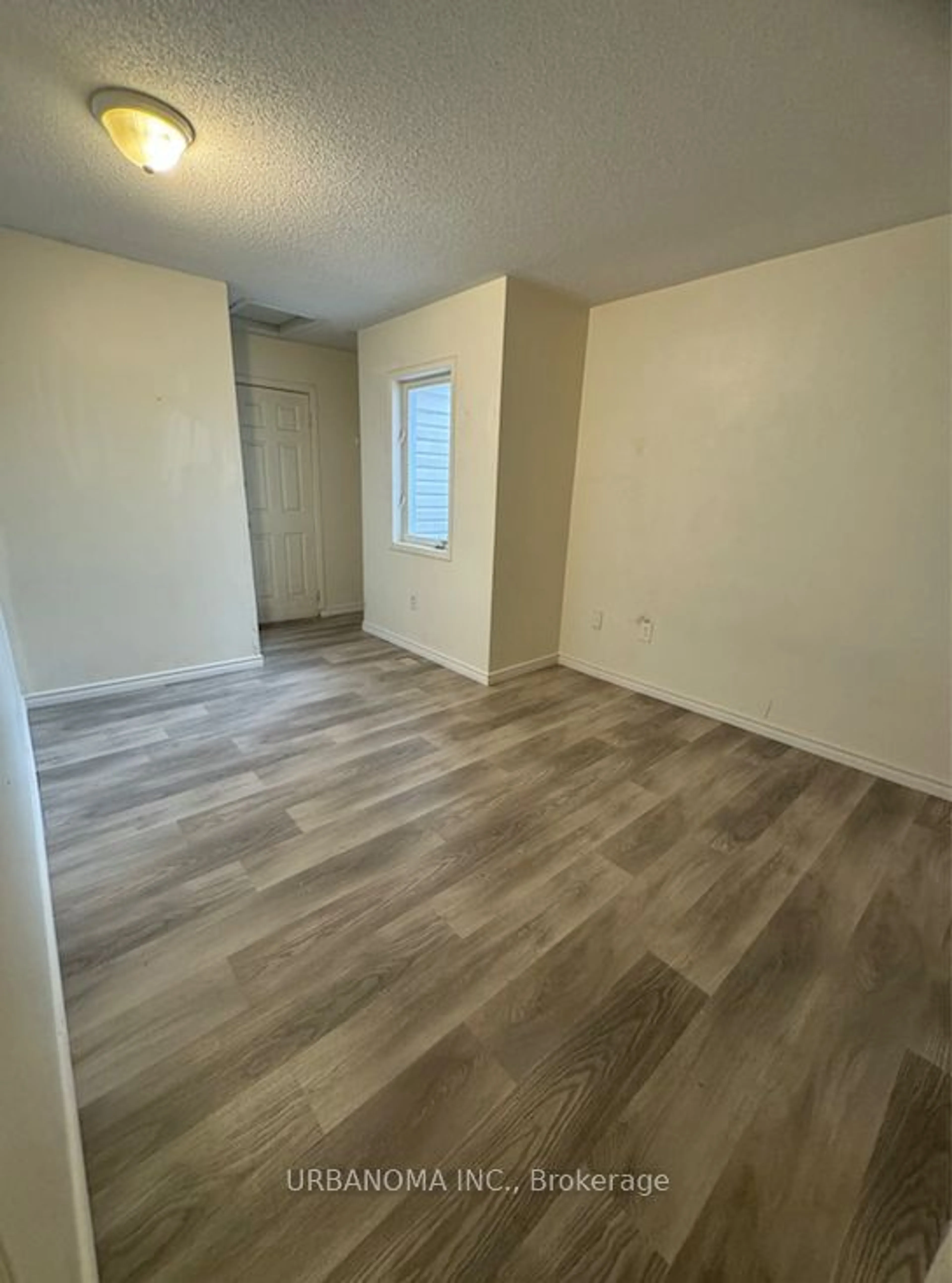 A pic of a room for 558 Sentinel Rd, Toronto Ontario M3J 3R9