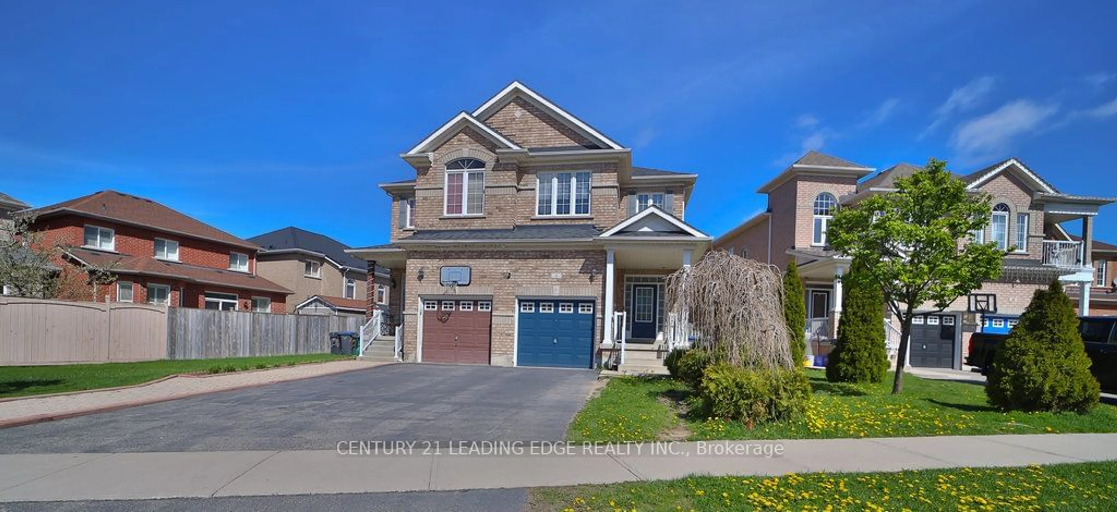Home with brick exterior material for 6 Calm Water Cres, Brampton Ontario L6V 4R9