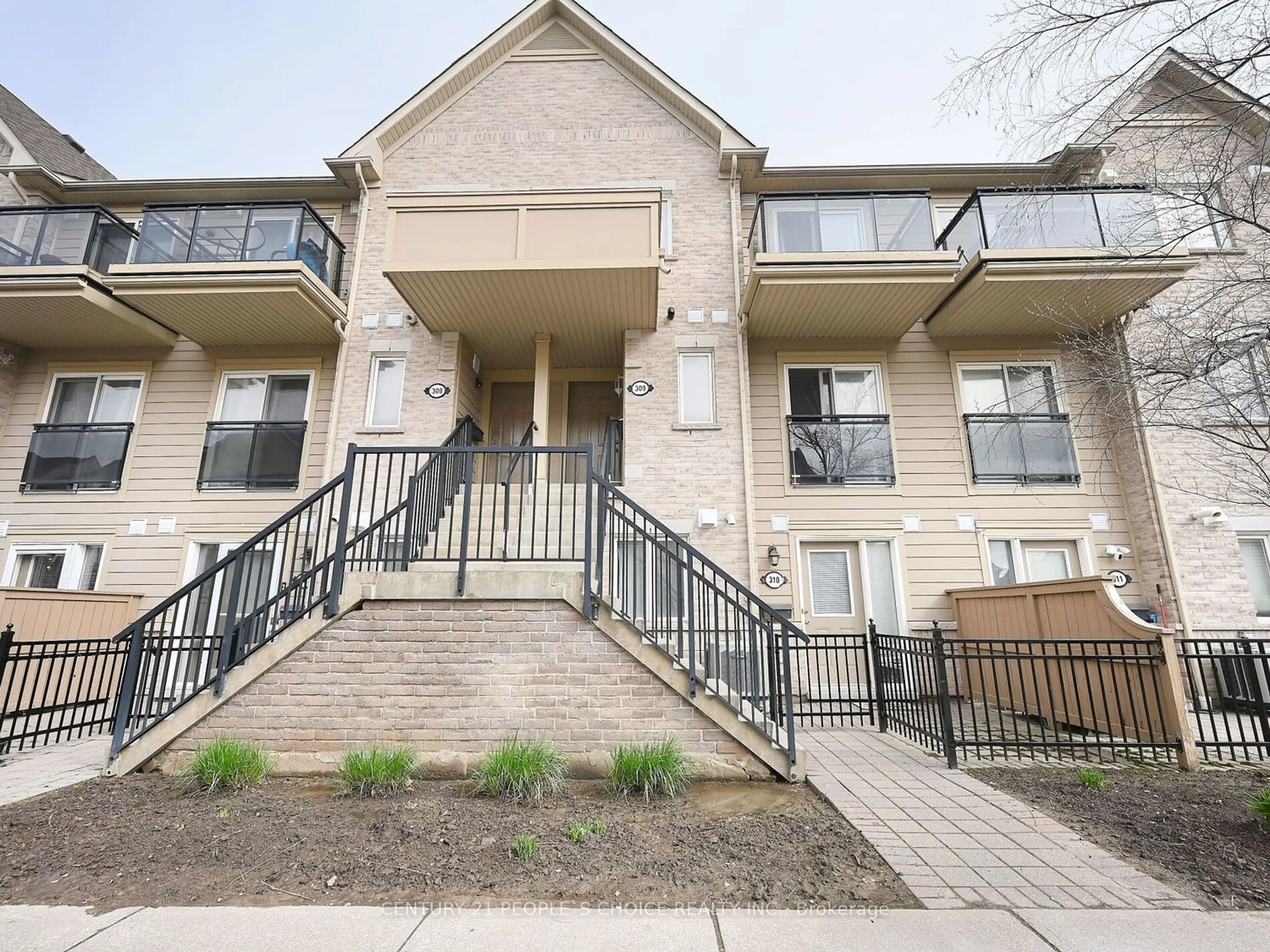 A pic from exterior of the house or condo for 4975 Southampton Dr #309, Mississauga Ontario L5M 8E5