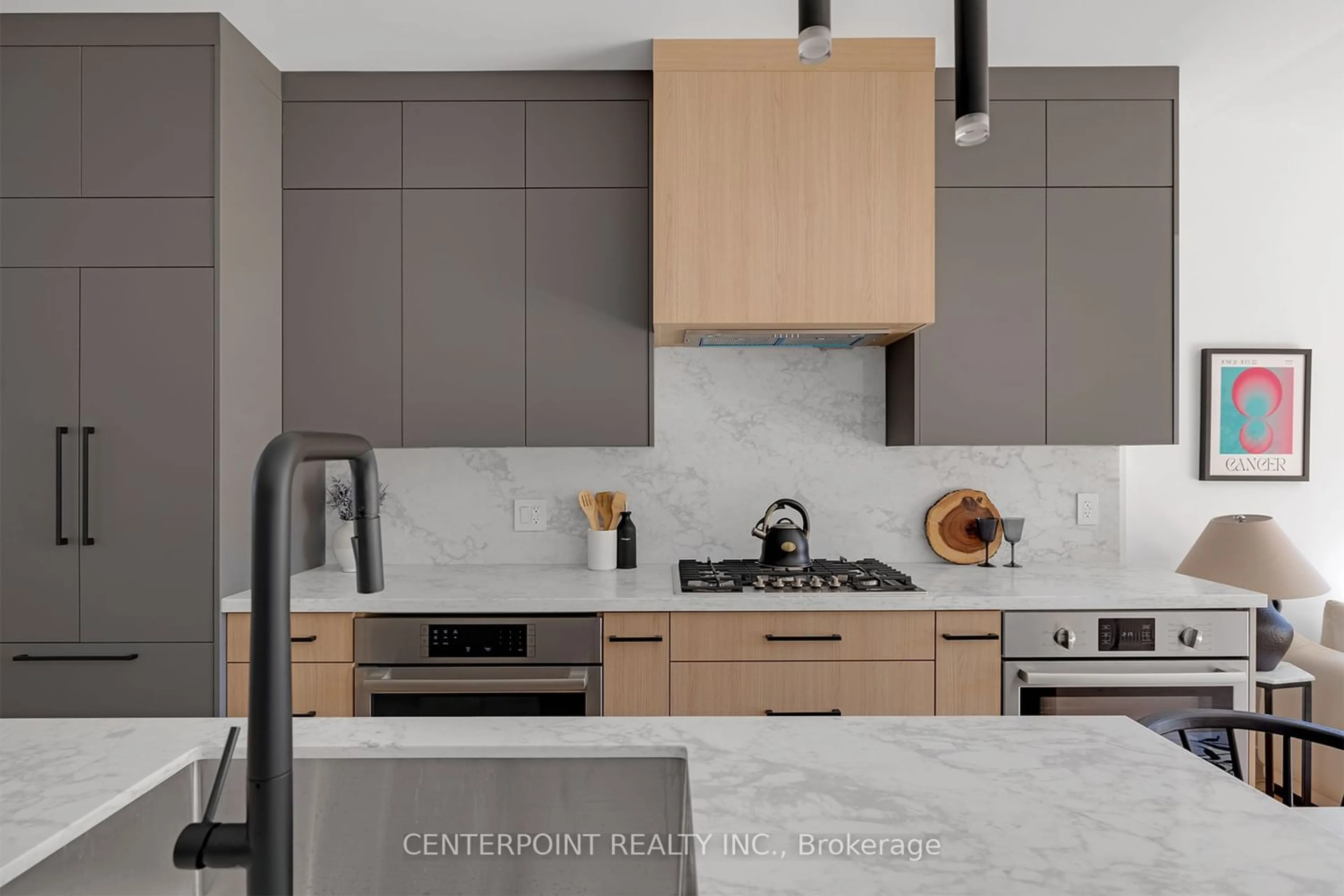 Contemporary kitchen for 782 Crawford St, Toronto Ontario M6G 3K3
