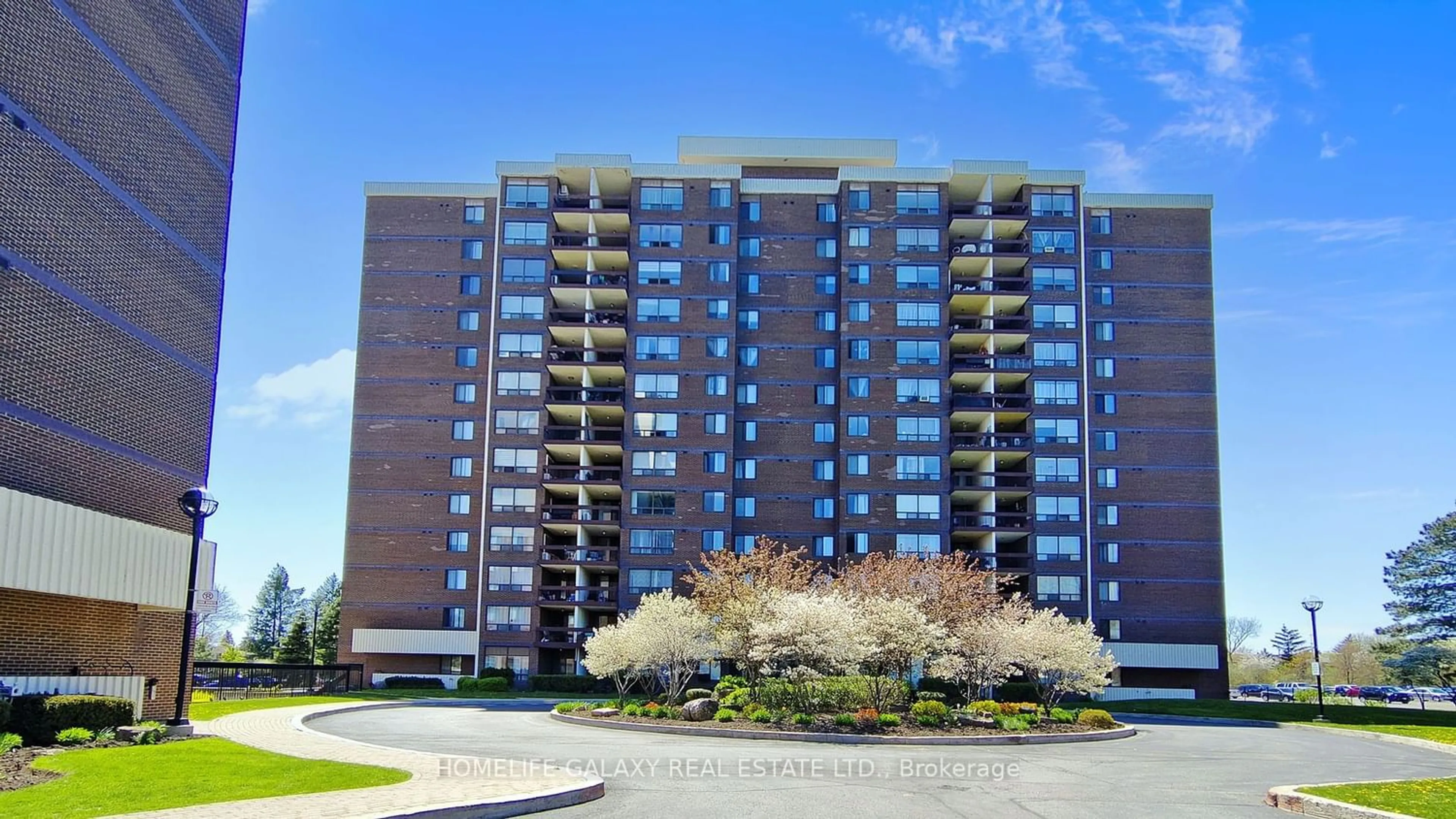 A pic from exterior of the house or condo for 2556 Argyle Rd #1002, Mississauga Ontario L5B 2H6