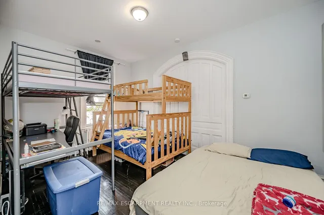 Additional property image - 492 Locust St
