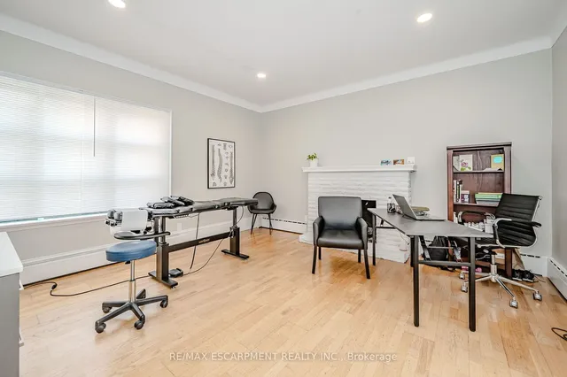 Additional property image - 492 Locust St