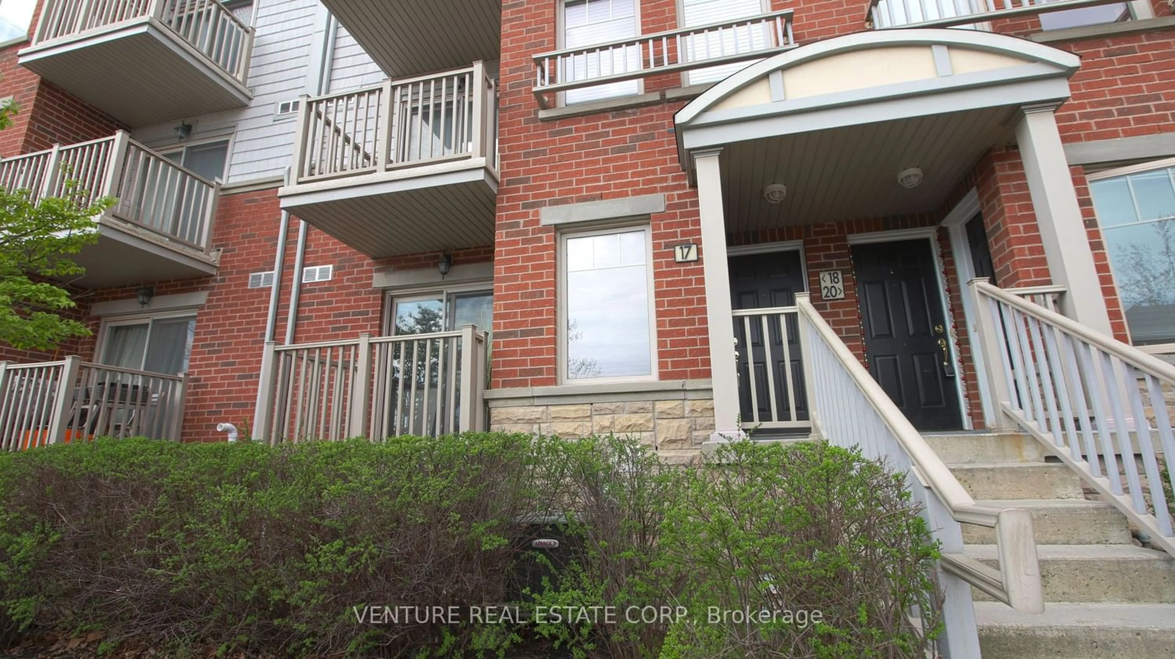 A pic from exterior of the house or condo for 3250 Bentley Dr #17, Mississauga Ontario L5M 0P7