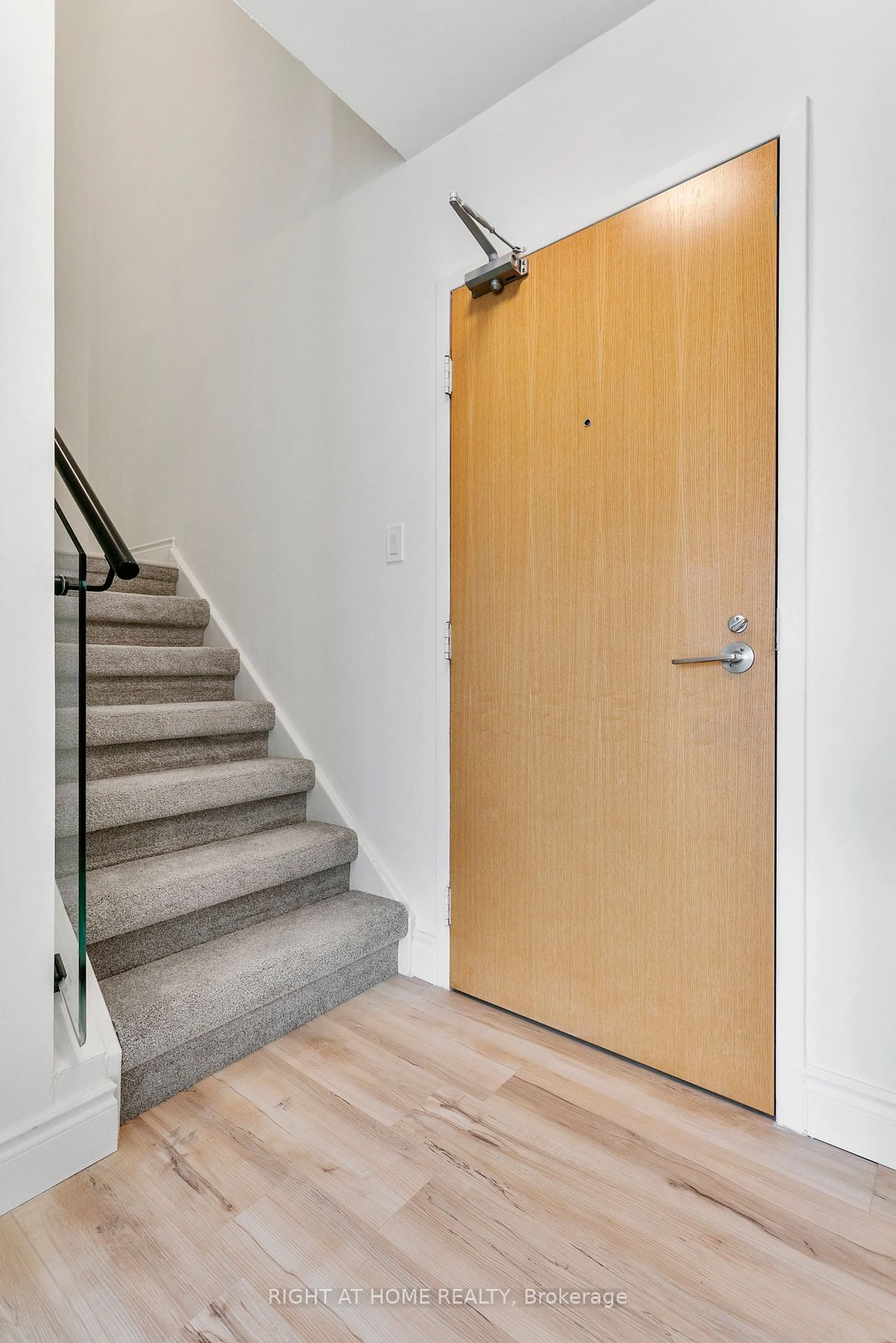 Indoor entryway for 60 Southport St #818, Toronto Ontario M6S 3N4