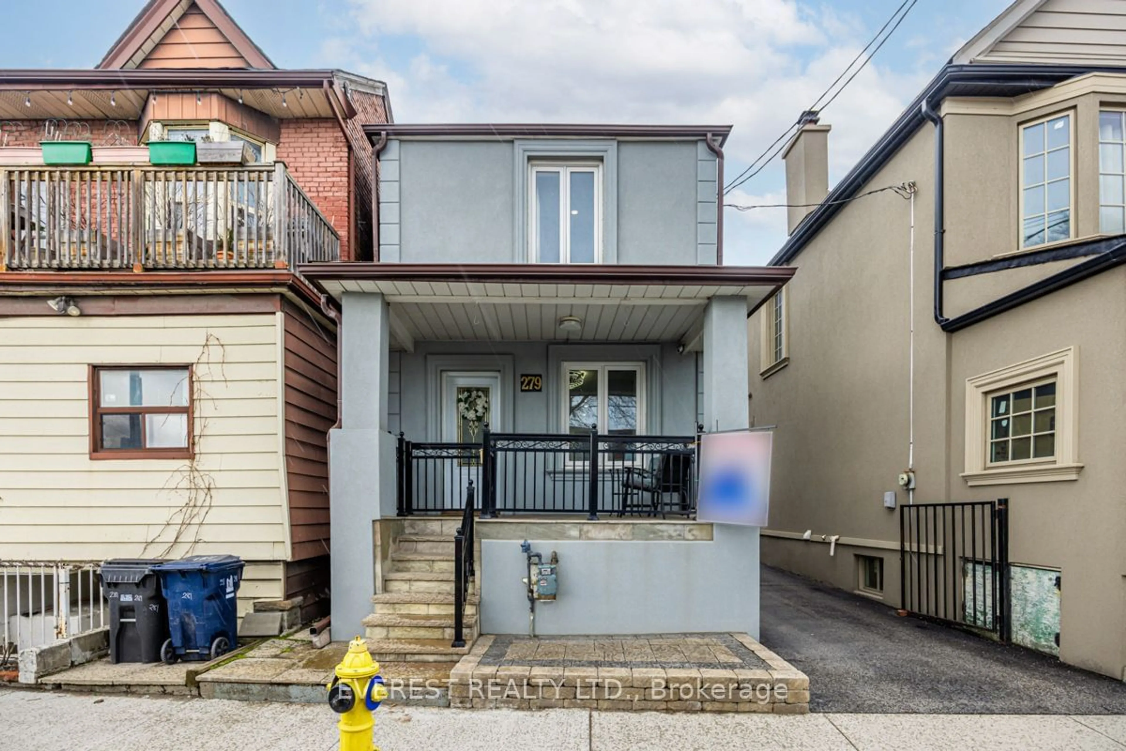 Frontside or backside of a home for 279 Old Weston Rd, Toronto Ontario M6N 3A7