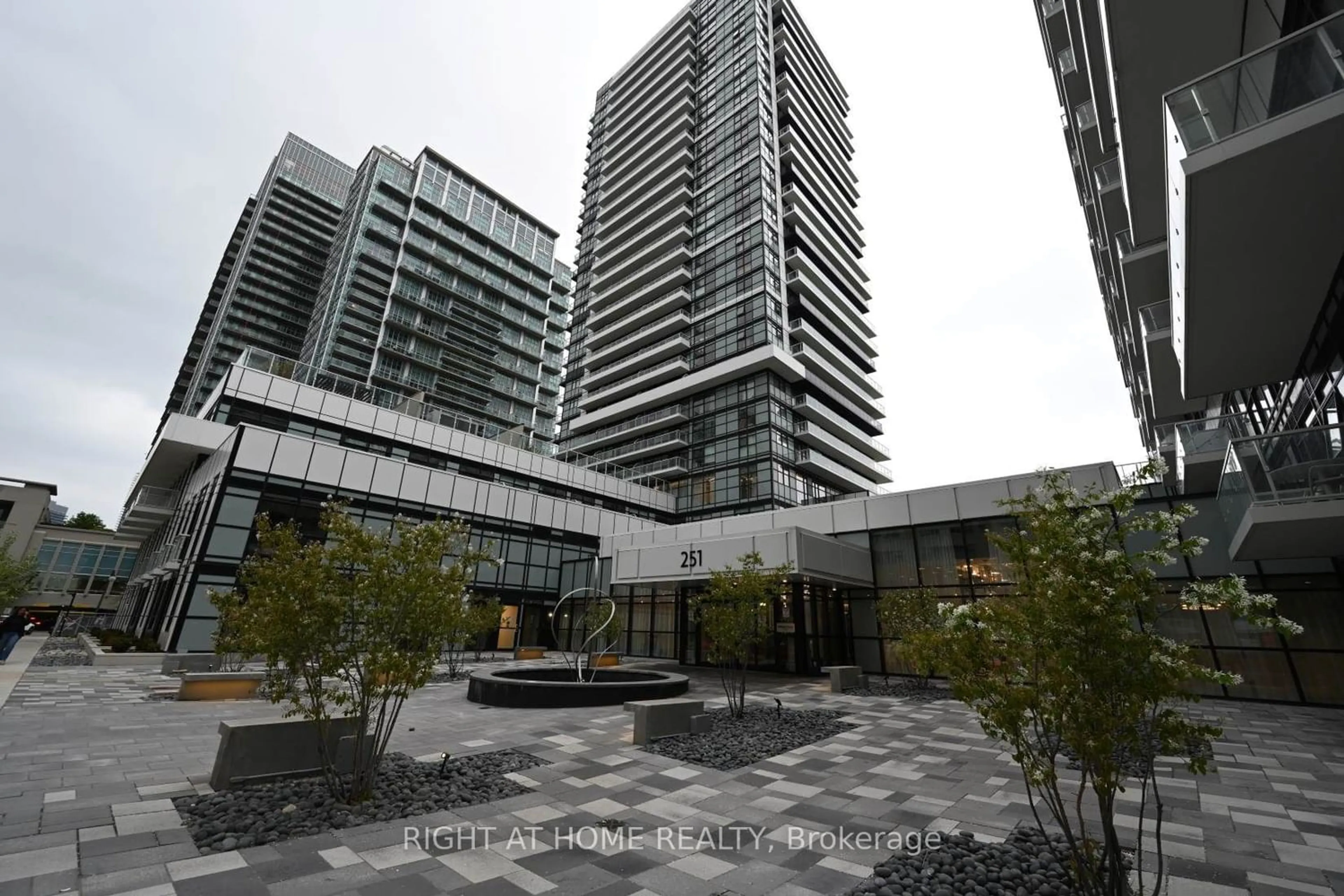 A pic from exterior of the house or condo for 251 Manitoba St #337, Toronto Ontario M8Y 0C7