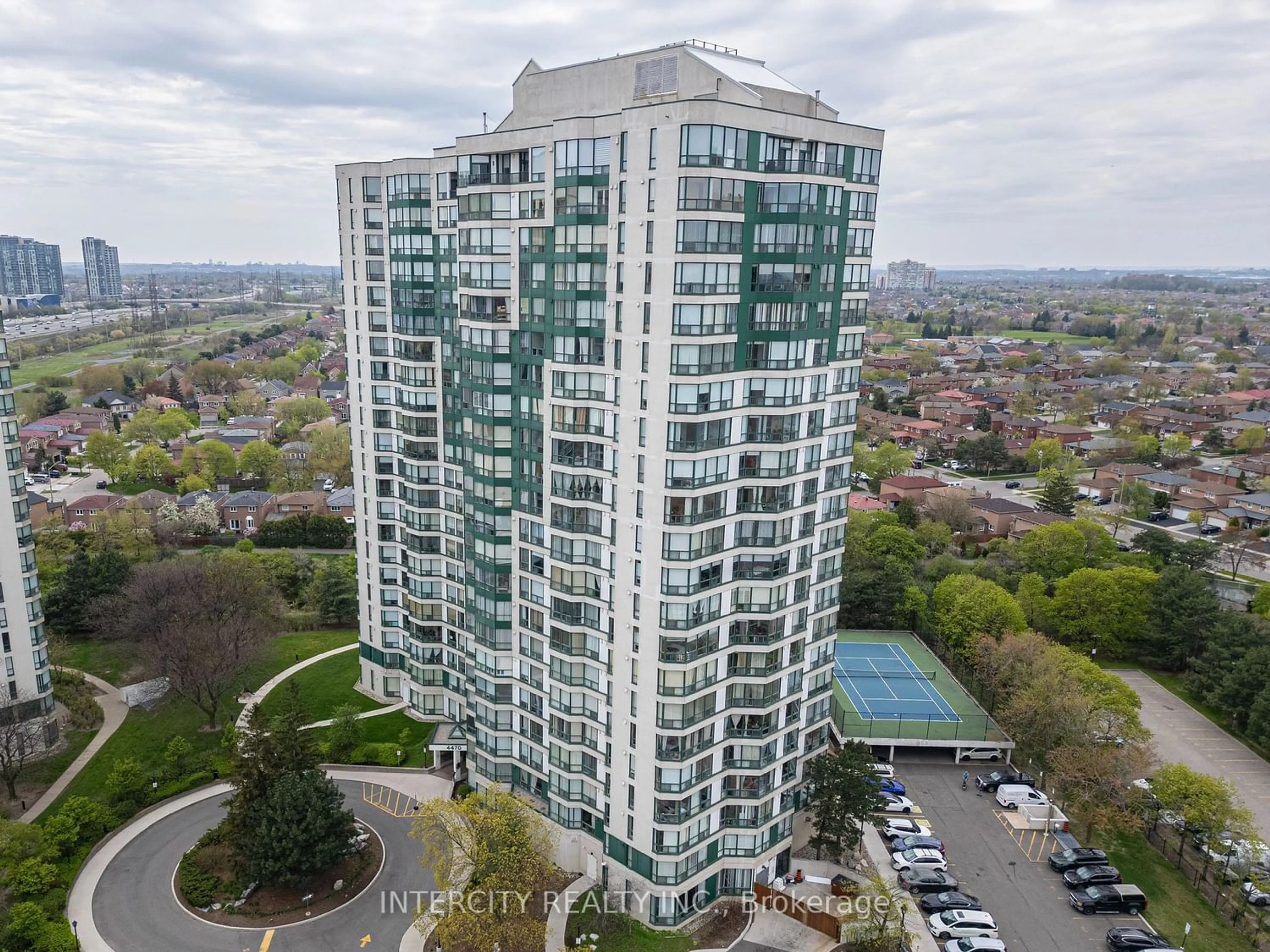 A pic from exterior of the house or condo for 4470 Tucana Crt #603, Mississauga Ontario L5R 3K8