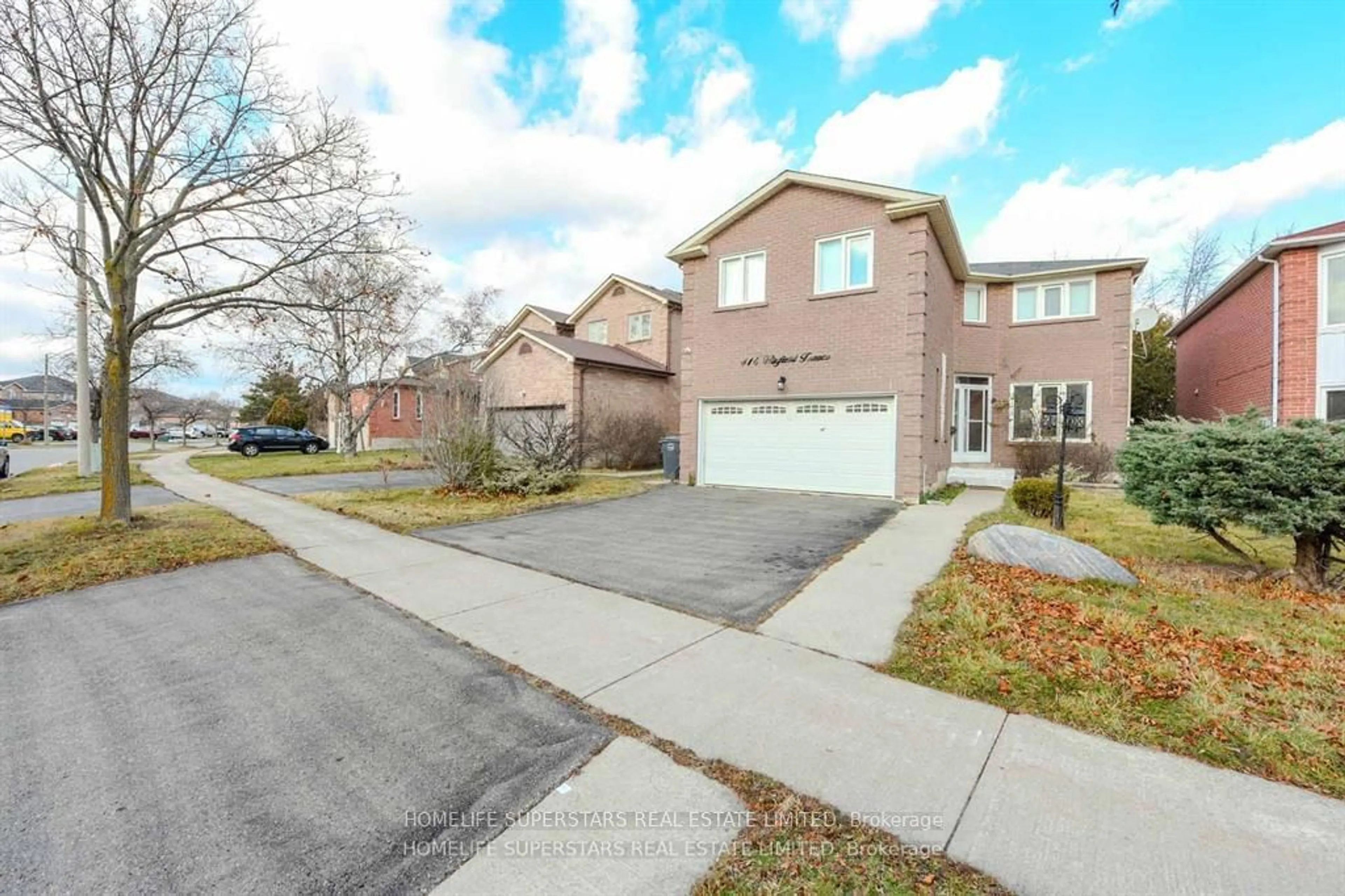 Frontside or backside of a home for 416 Winfield Terr, Mississauga Ontario L5R 1P2
