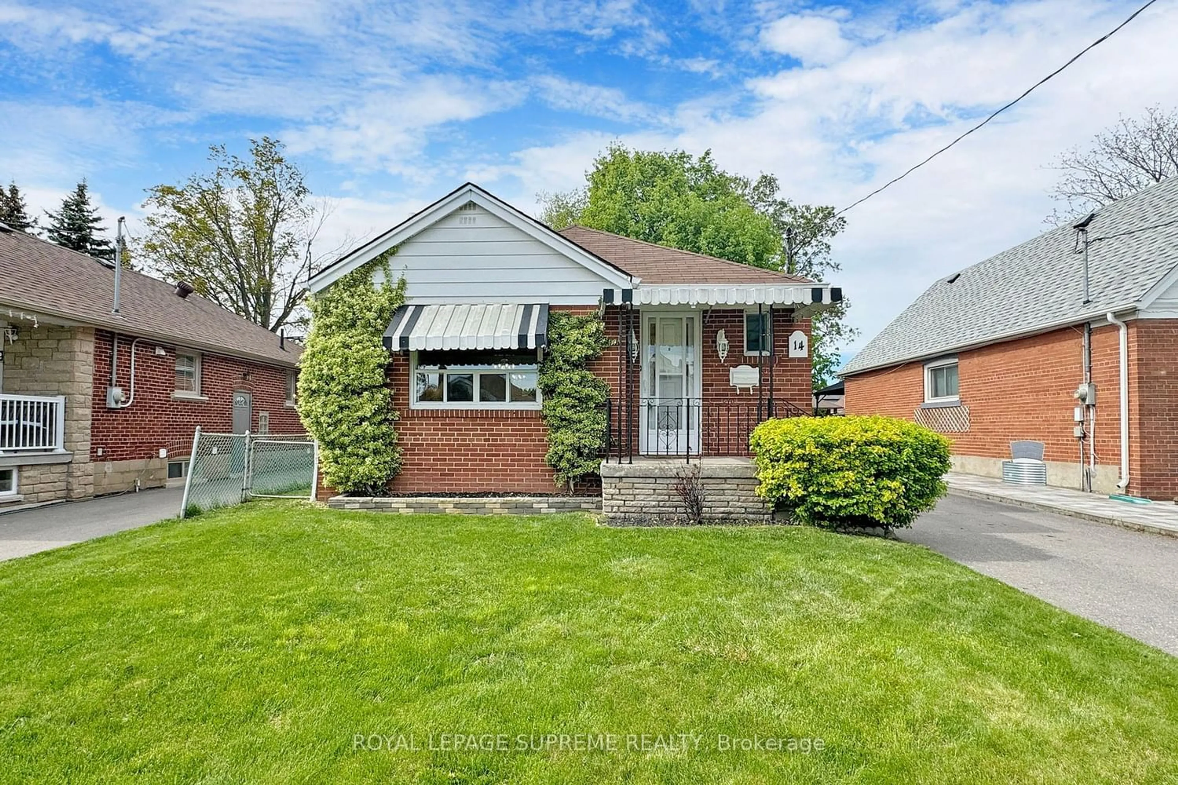 Frontside or backside of a home for 14 Westchester Rd, Toronto Ontario M6M 2S5