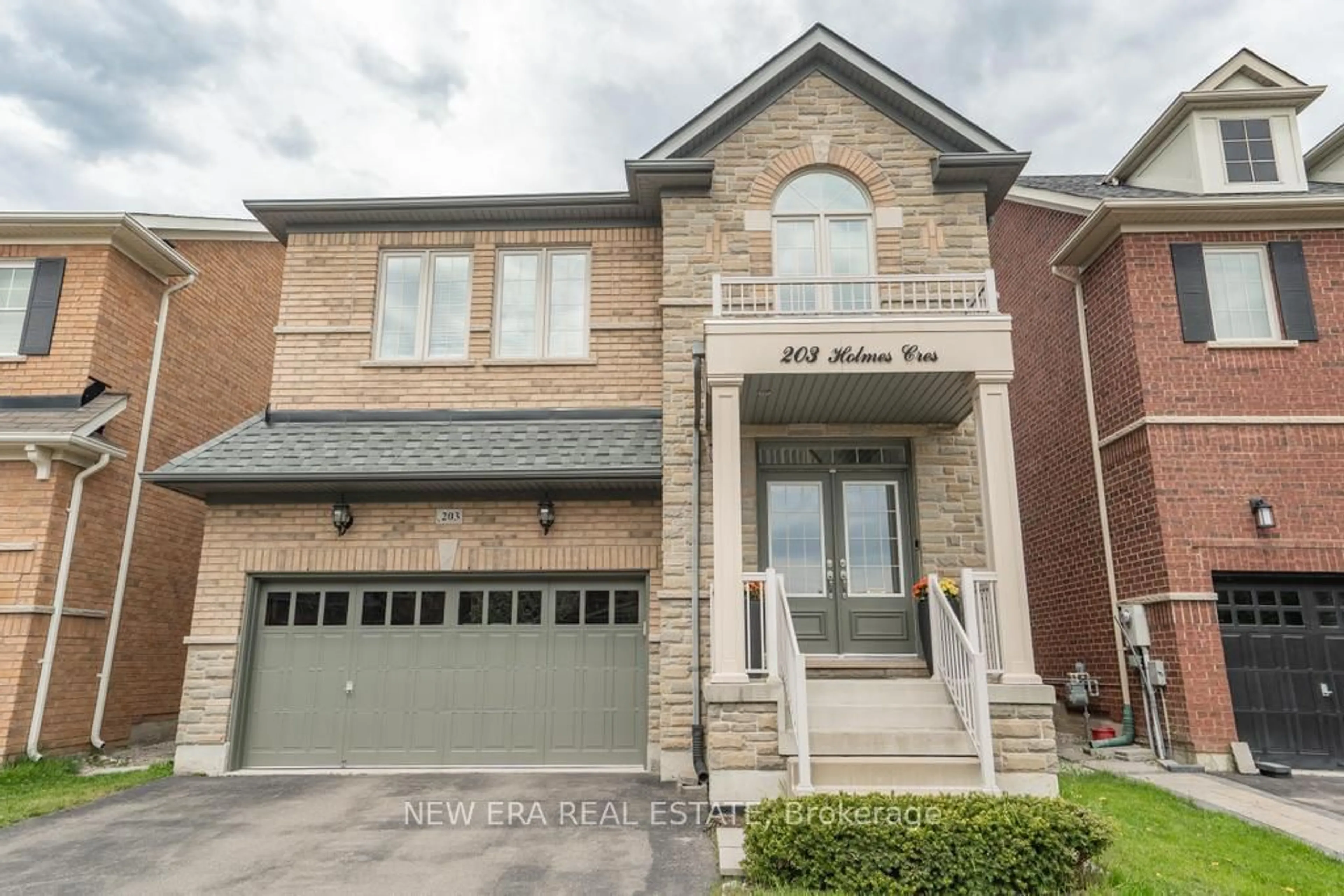 Home with brick exterior material for 203 Holmes Cres, Milton Ontario L9T 0T8