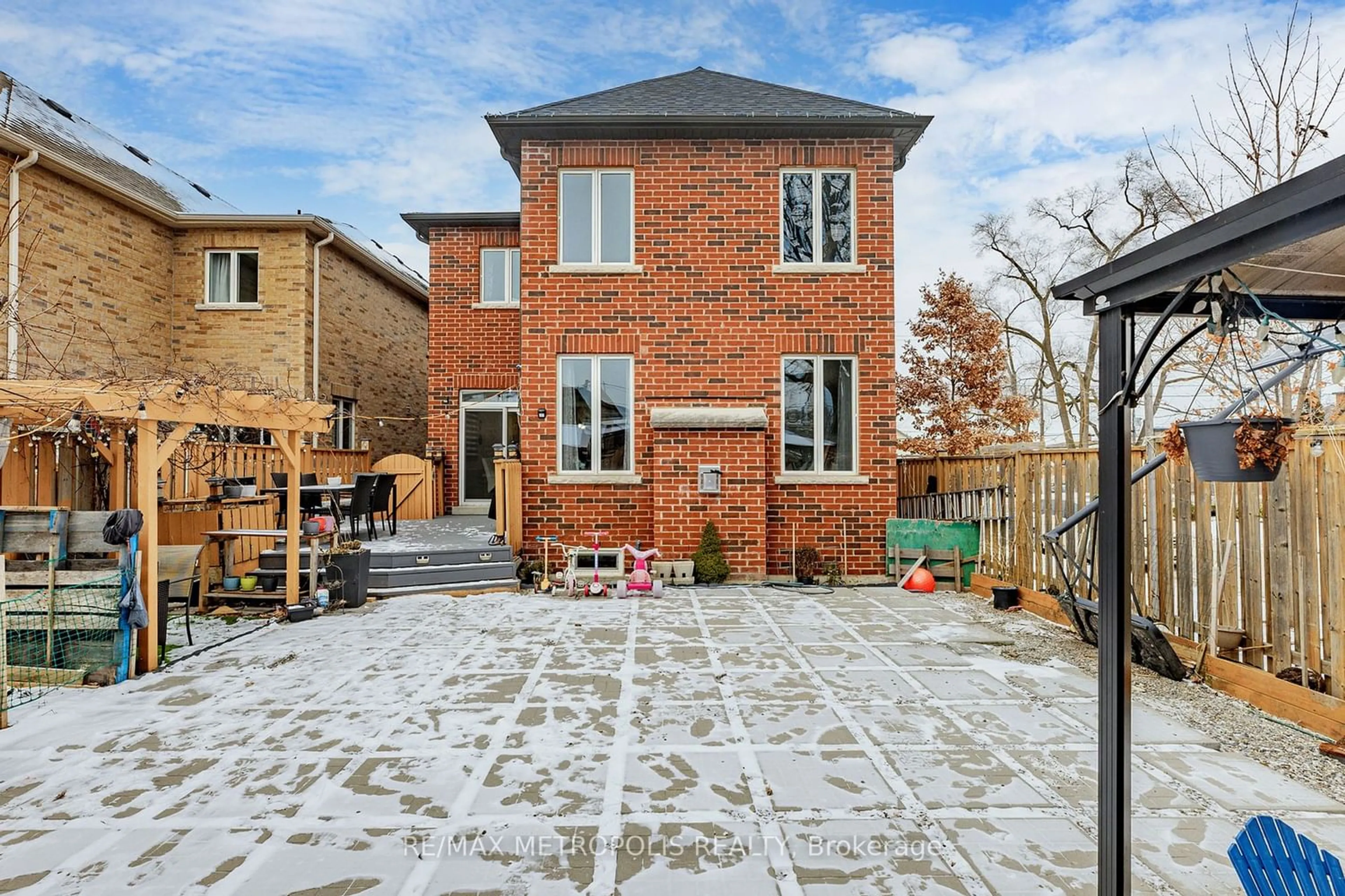 Home with brick exterior material for 237 Pellatt Ave, Toronto Ontario M9N 2P8