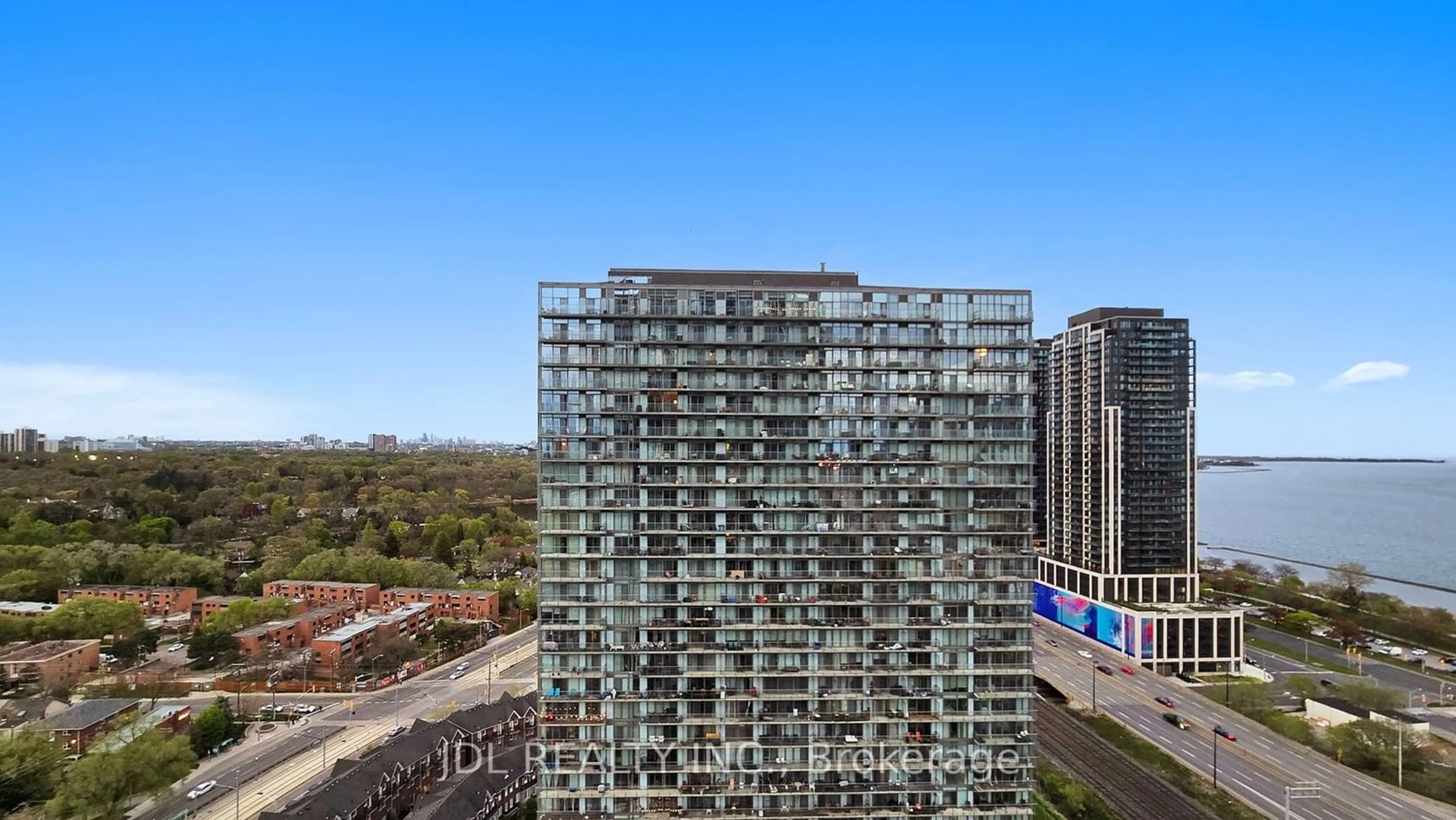 A pic from exterior of the house or condo for 105 The Queensway #2314, Toronto Ontario M6S 5B5