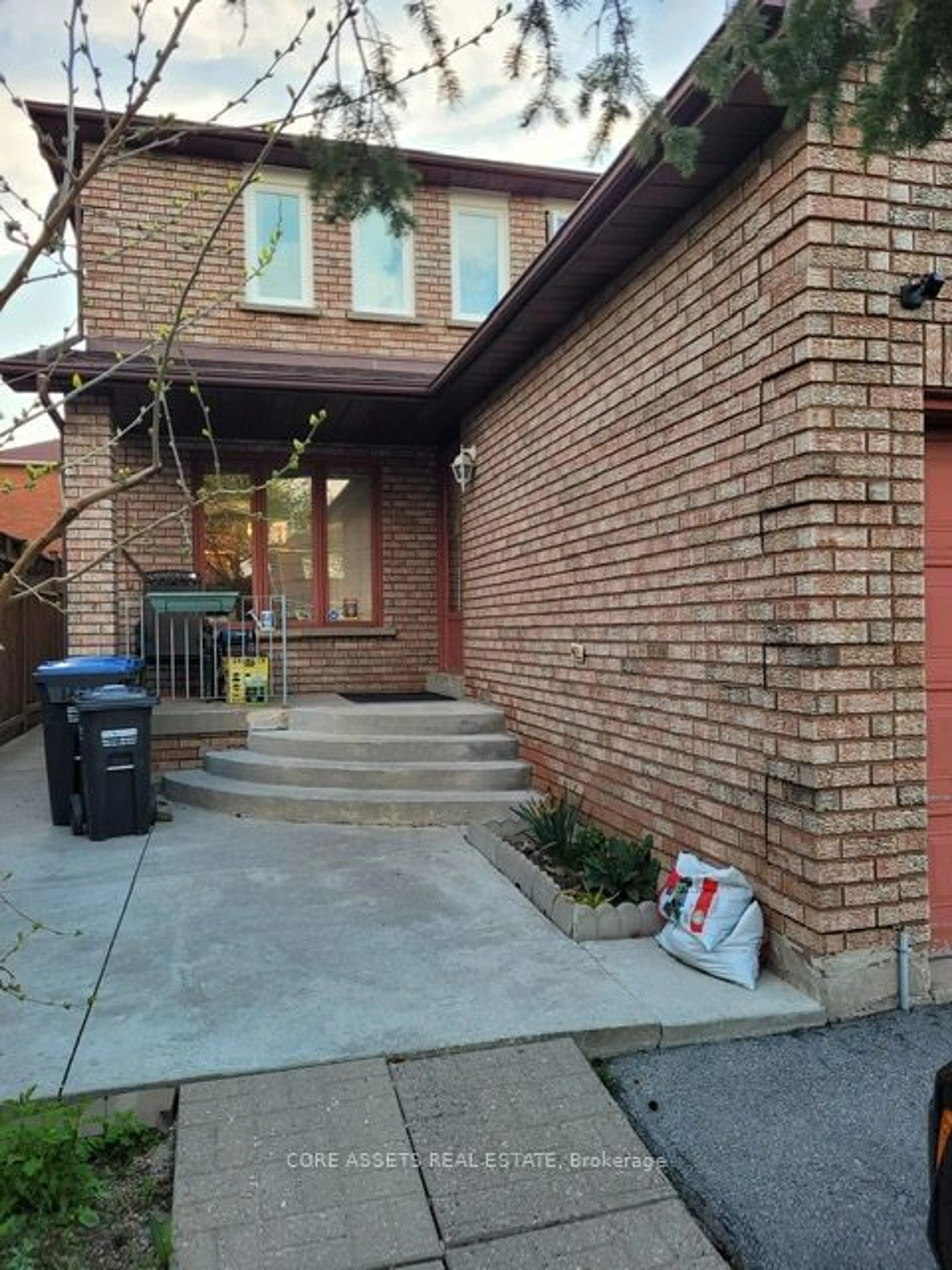 Frontside or backside of a home for 3219 Aubrey Rd, Mississauga Ontario L5L 5G1