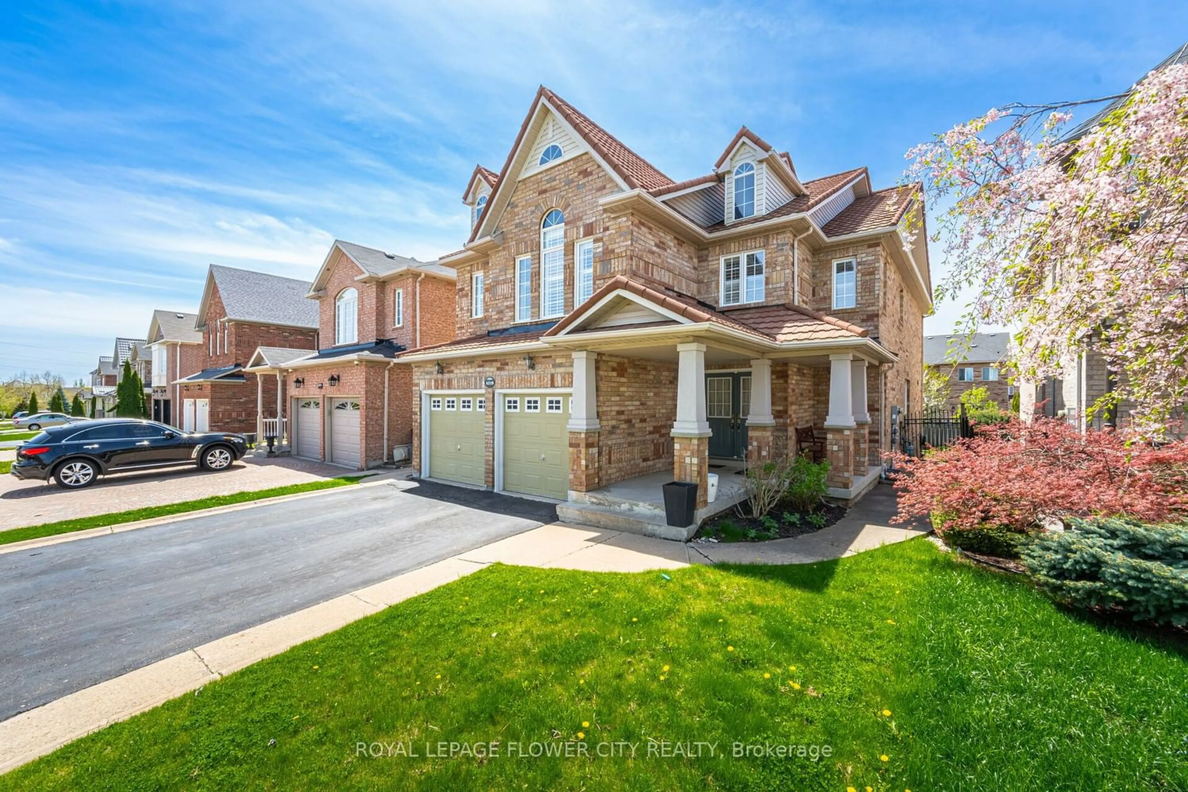 Home with brick exterior material for 4219 Trailmaster Dr, Mississauga Ontario L5V 3B9