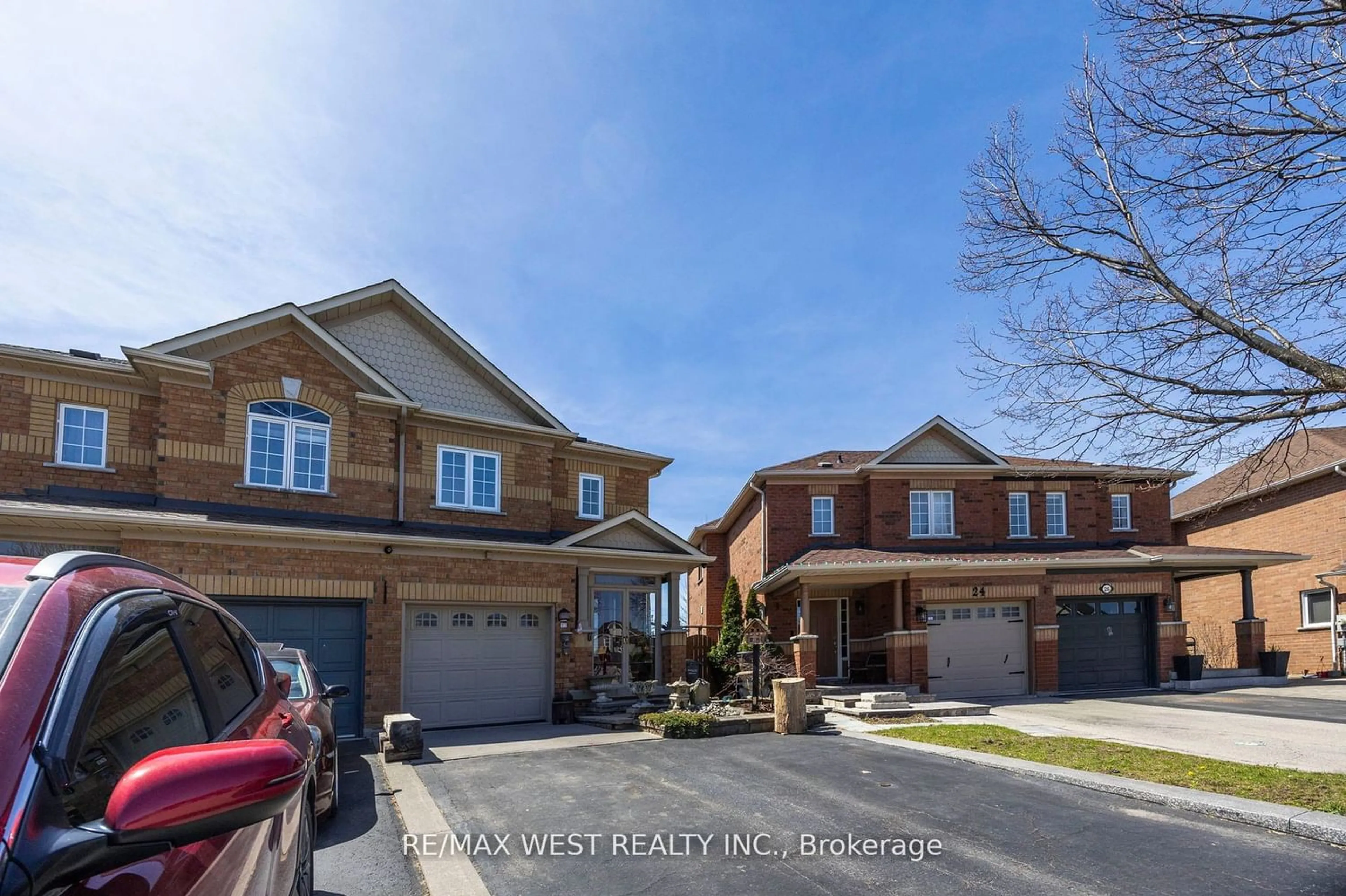 Frontside or backside of a home for 22 Hesketh Crt, Caledon Ontario L7C 1C6