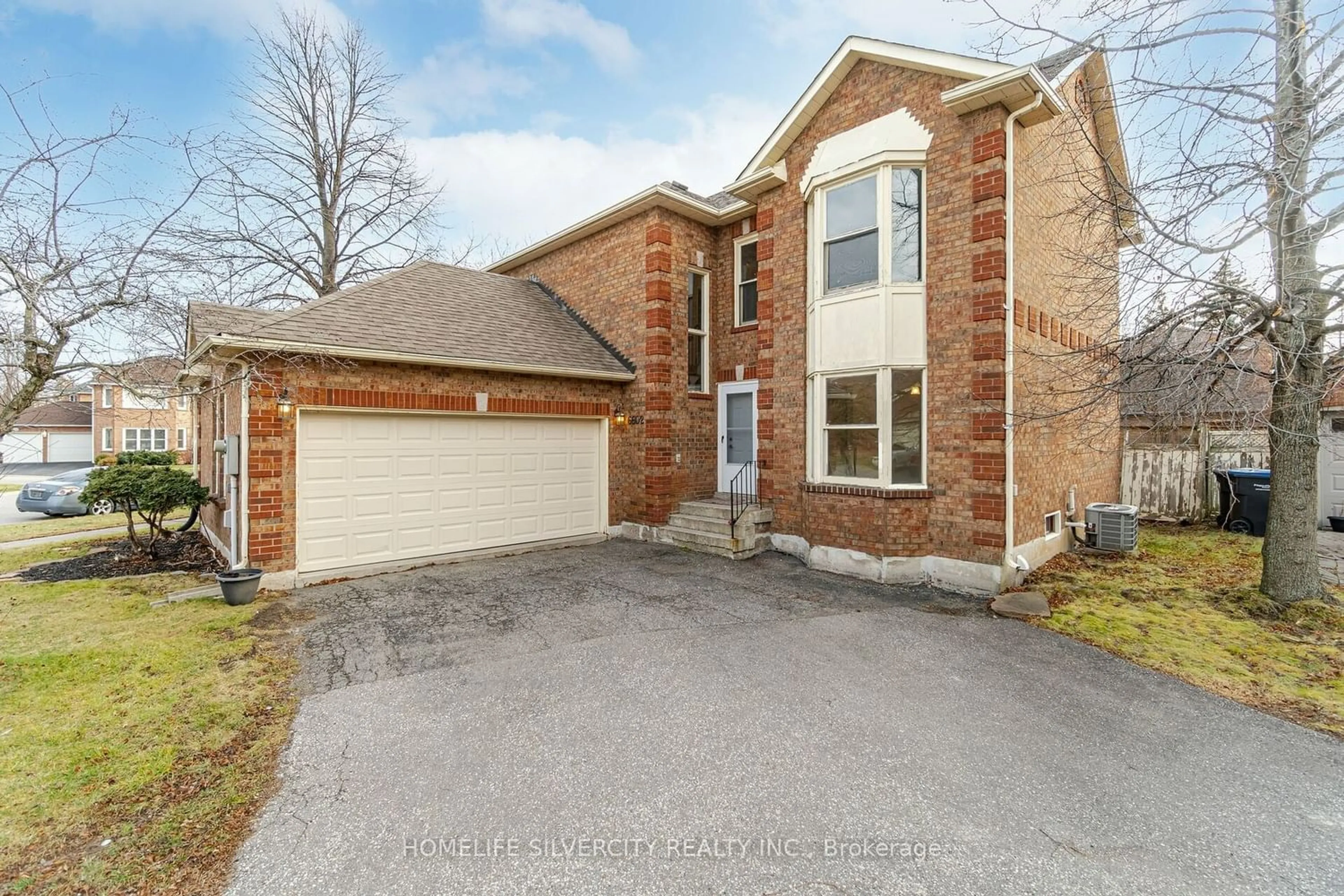 Home with brick exterior material for 6602 Snow Goose Lane, Mississauga Ontario L5N 5H5