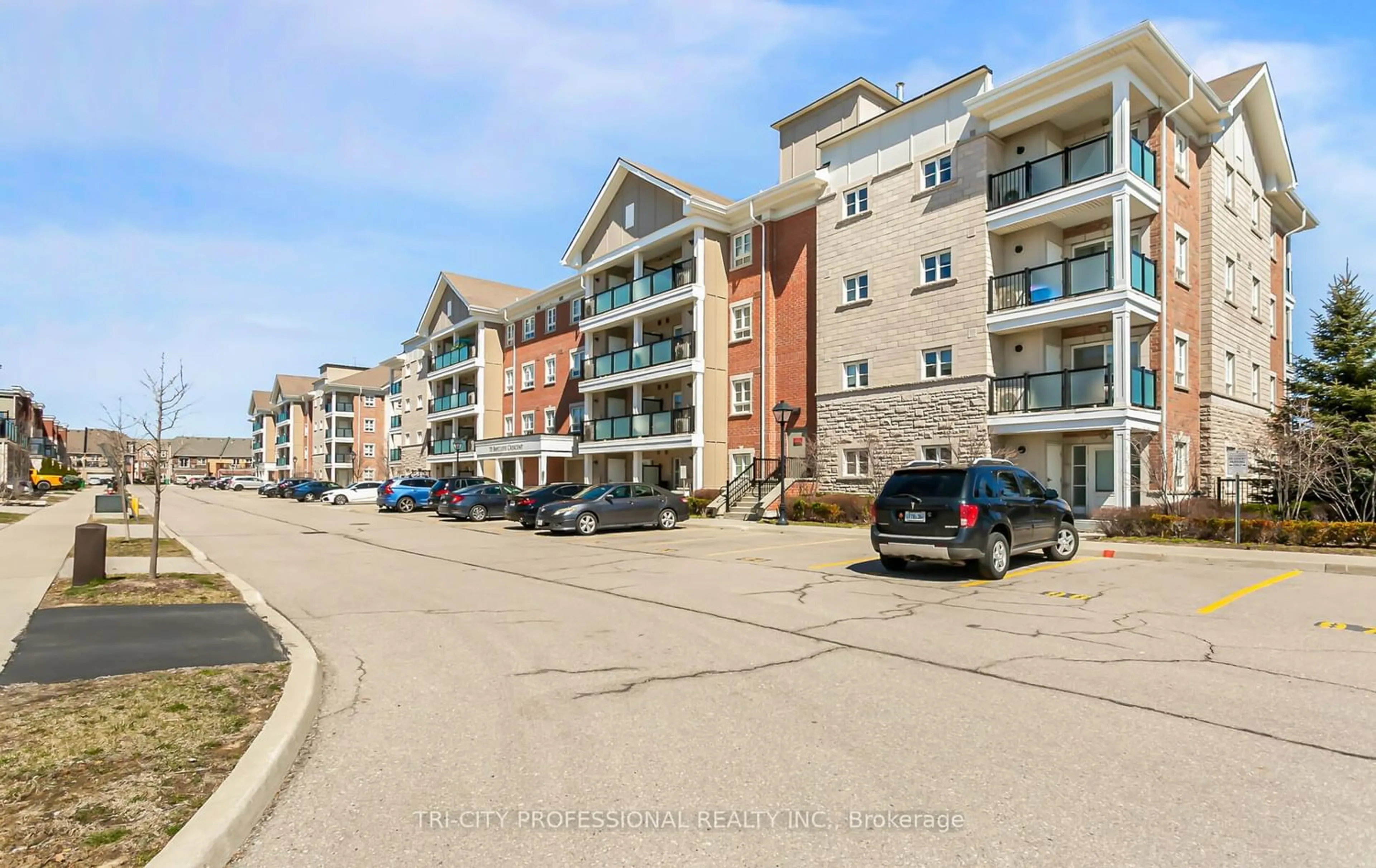 A pic from exterior of the house or condo for 70 Baycliffe Cres #204, Brampton Ontario L7A 0Z5