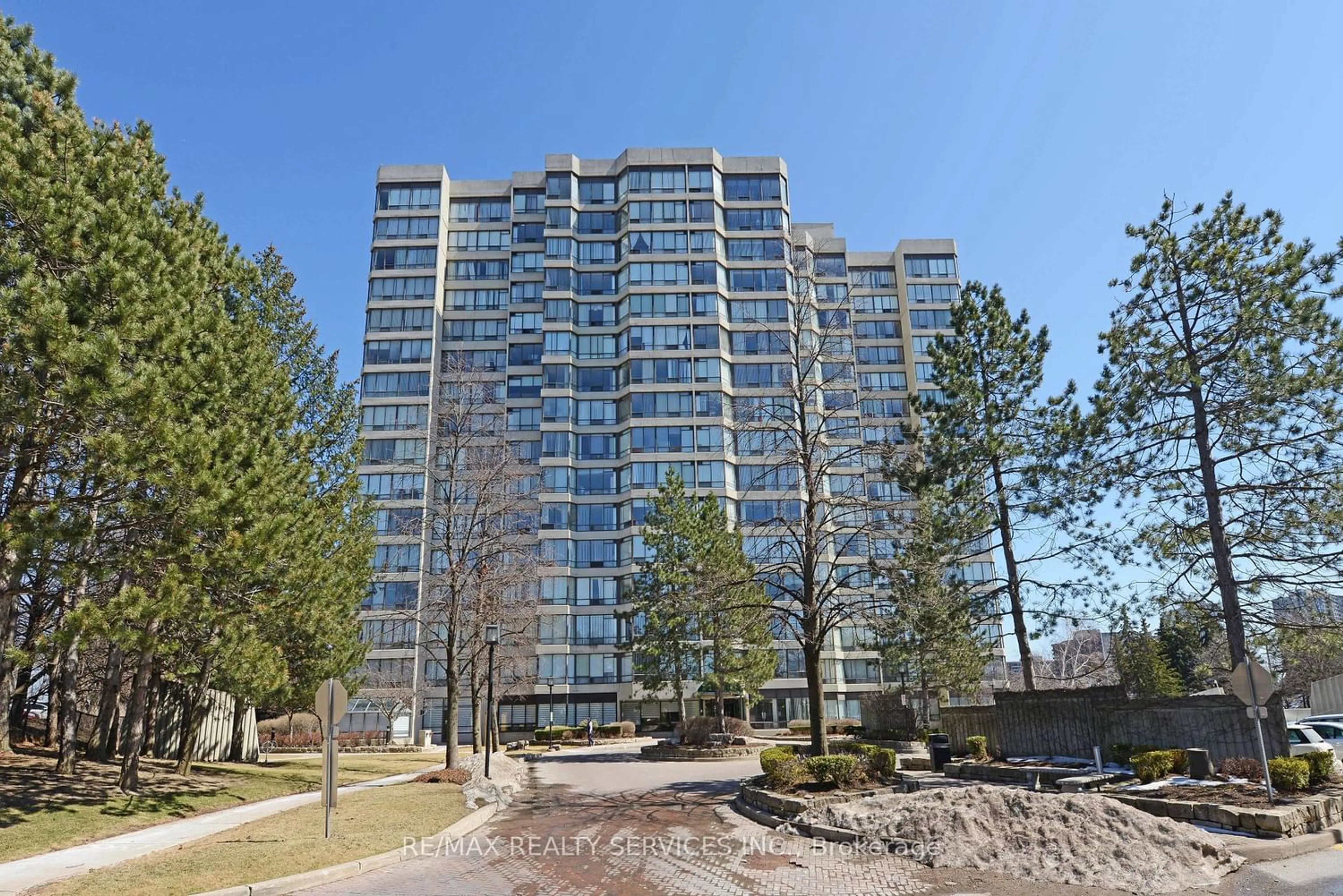 A pic from exterior of the house or condo for 26 Hanover Rd #1609, Brampton Ontario L6S 4T2