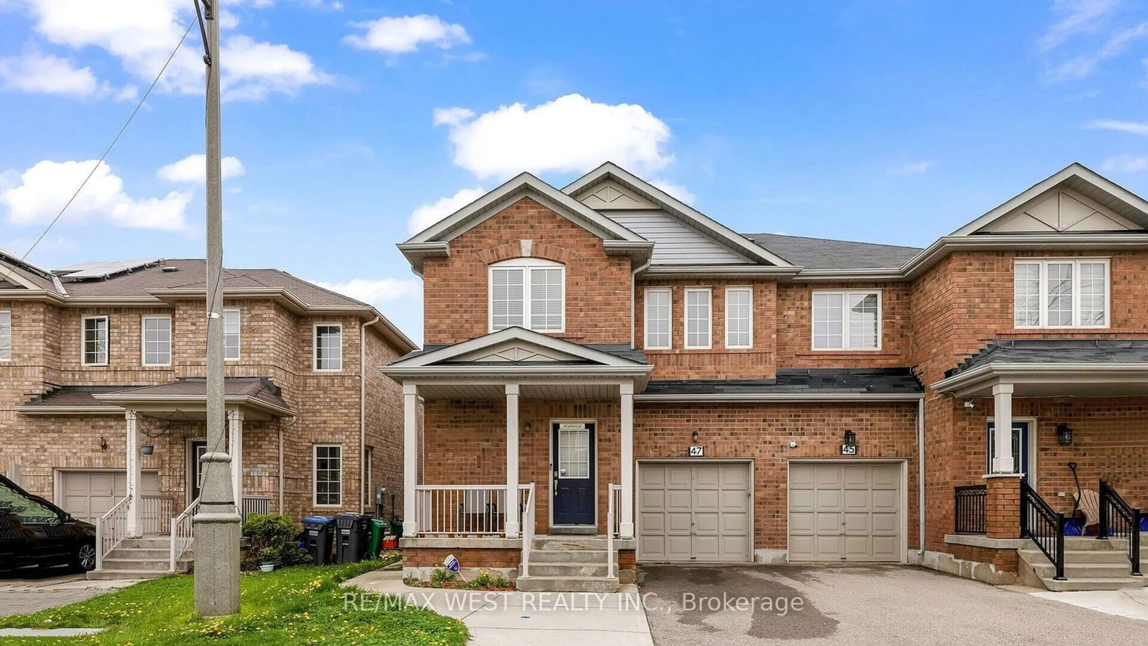 Home with brick exterior material for 47 Flurry Circ, Brampton Ontario L6X 0S7