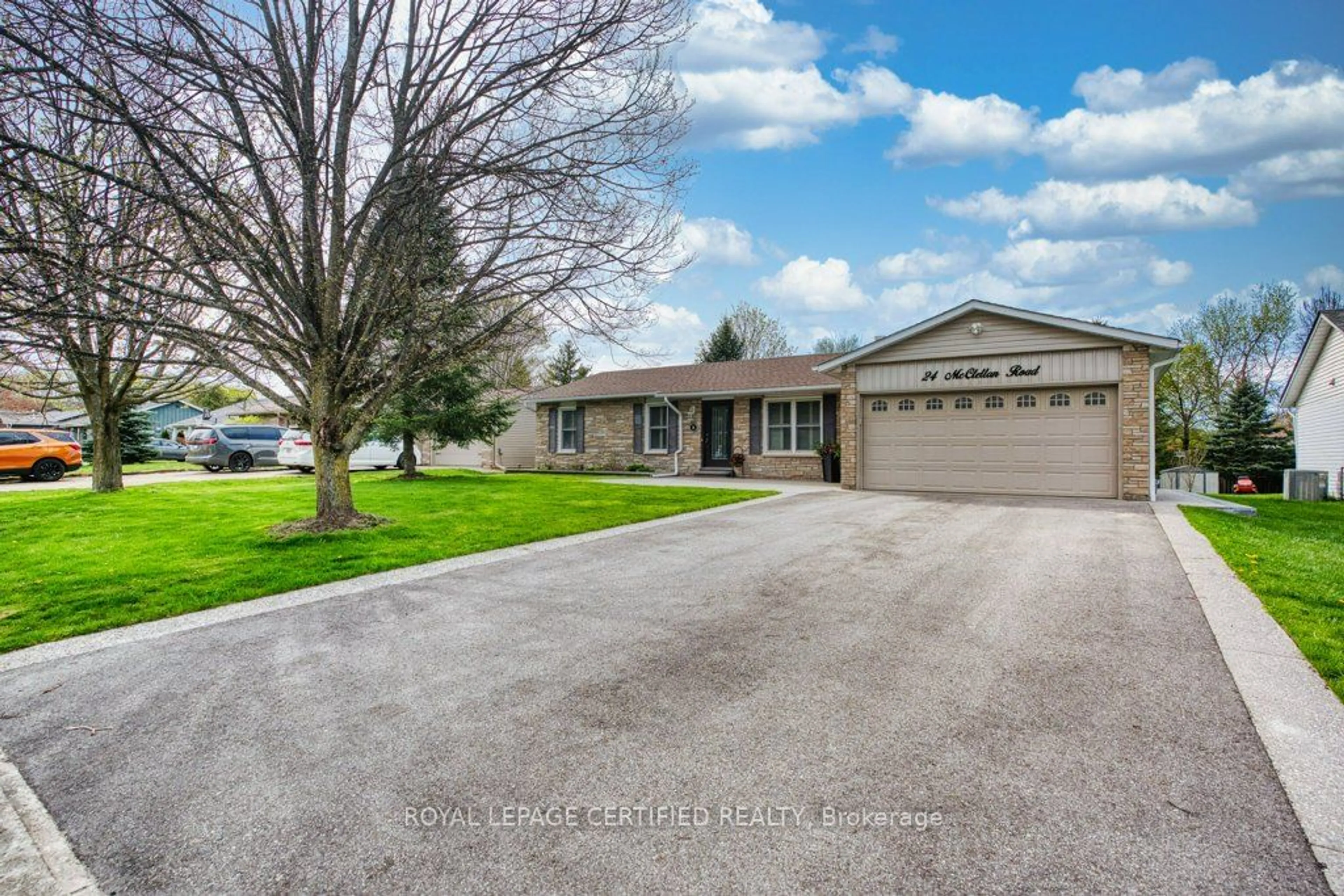 Frontside or backside of a home for 24 Mcclellan Rd, Caledon Ontario L7K 0C9