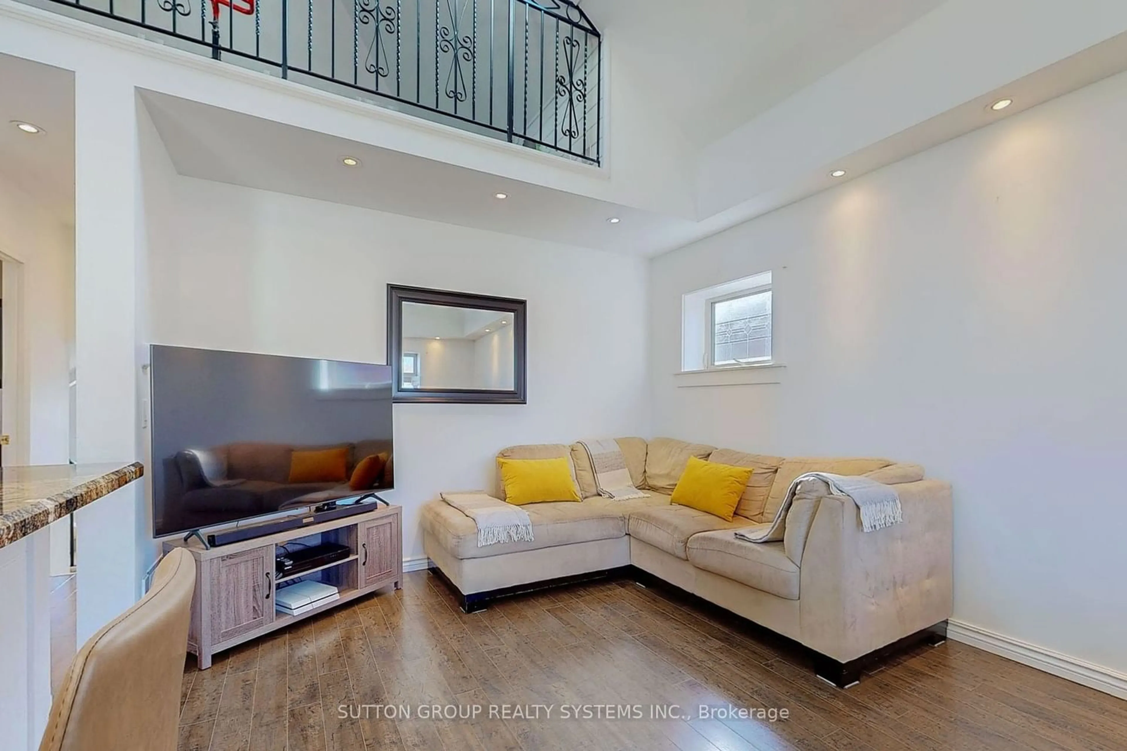 Living room for 35 Ellins Ave, Toronto Ontario M6N 2A6