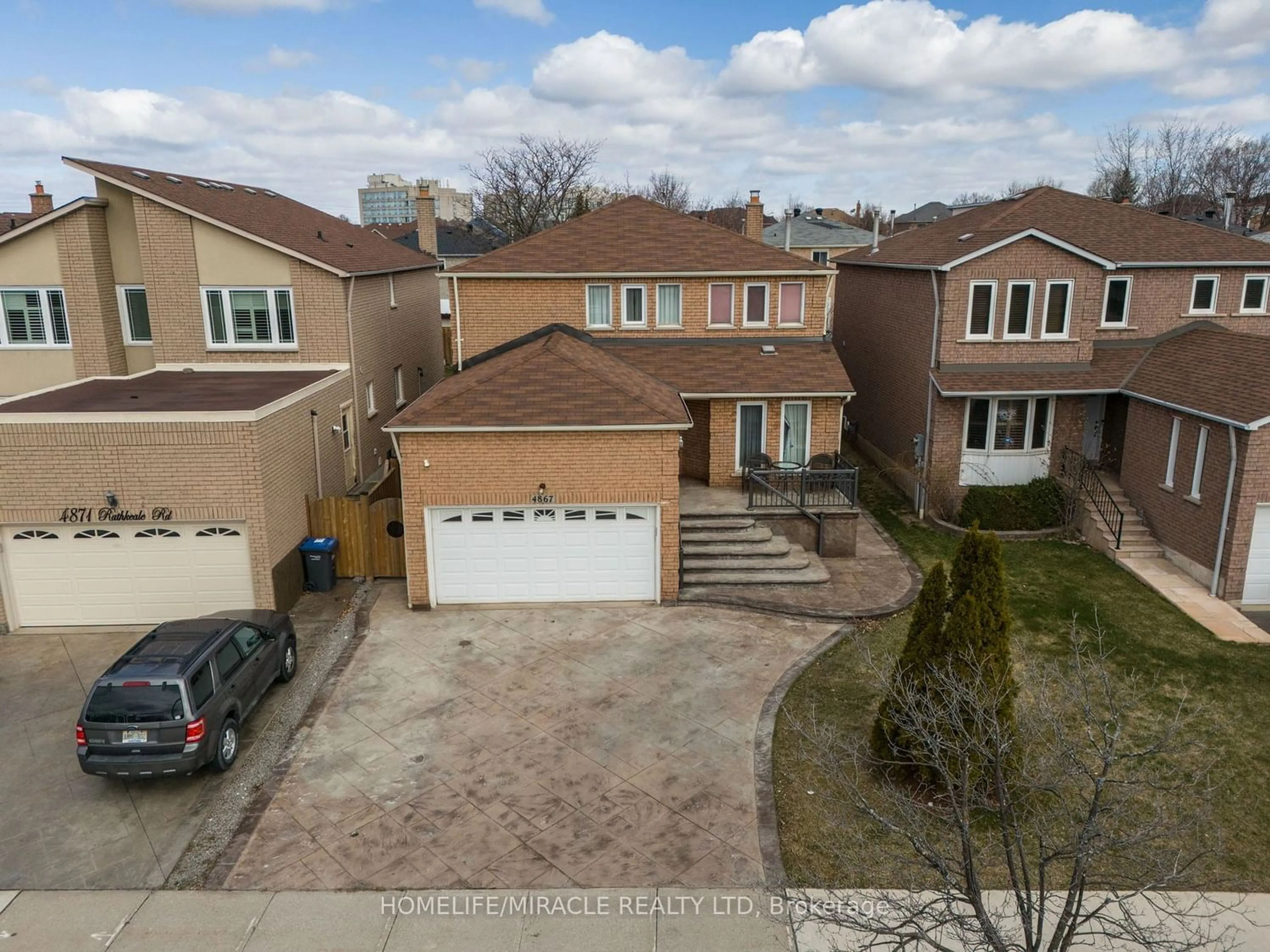 Frontside or backside of a home for 4867 Rathkeale Rd, Mississauga Ontario L5V 1K5