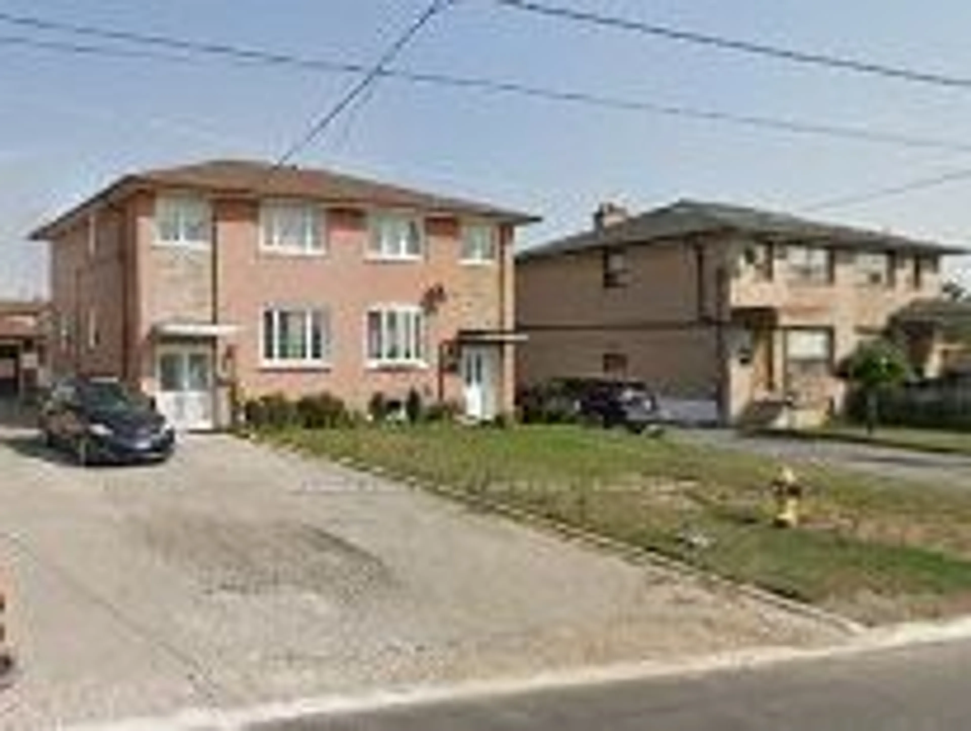 A pic from exterior of the house or condo for 107 Lomar Dr, Toronto Ontario M3N 1Z5