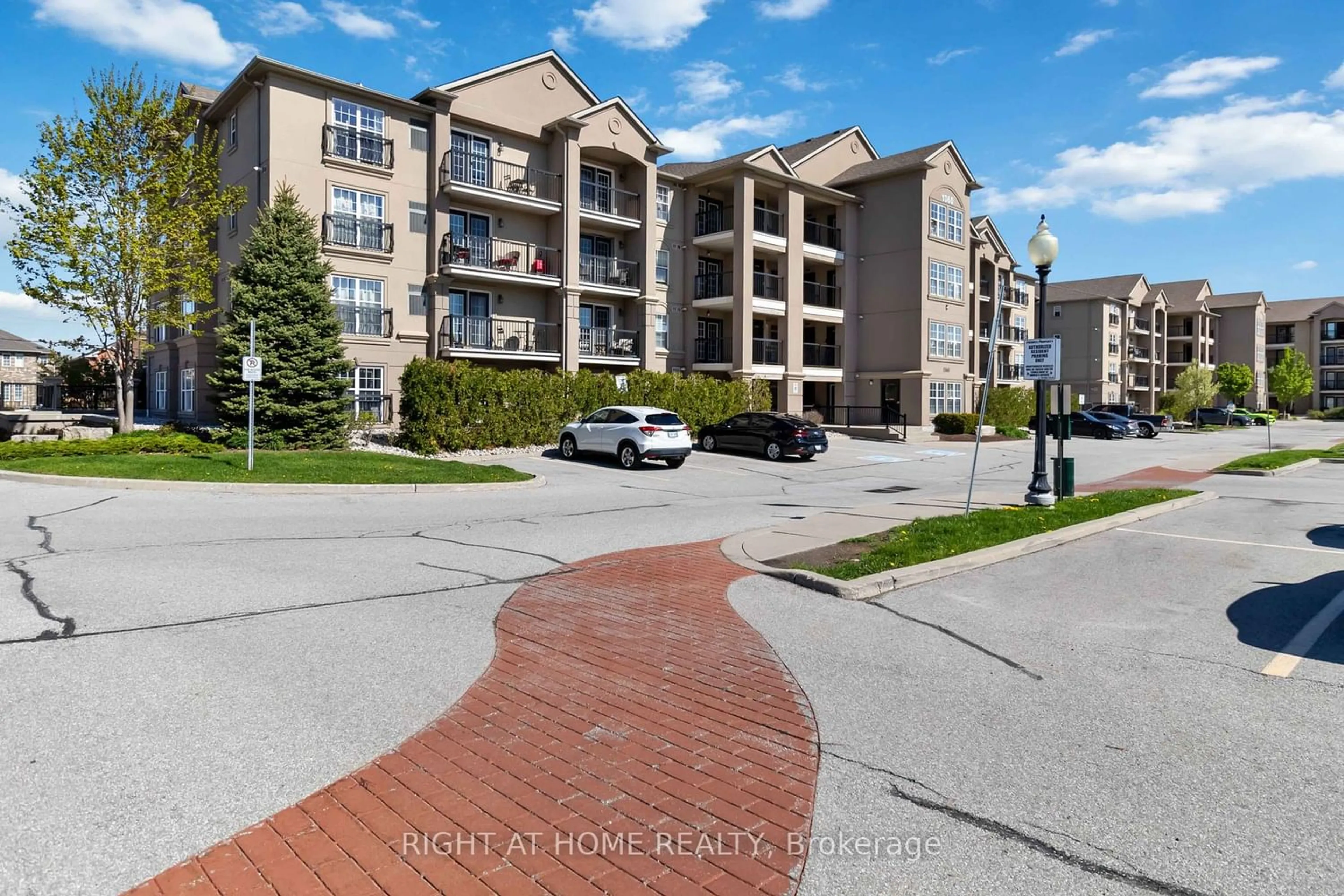 A pic from exterior of the house or condo for 1360 Main St #106, Milton Ontario L9T 7S5