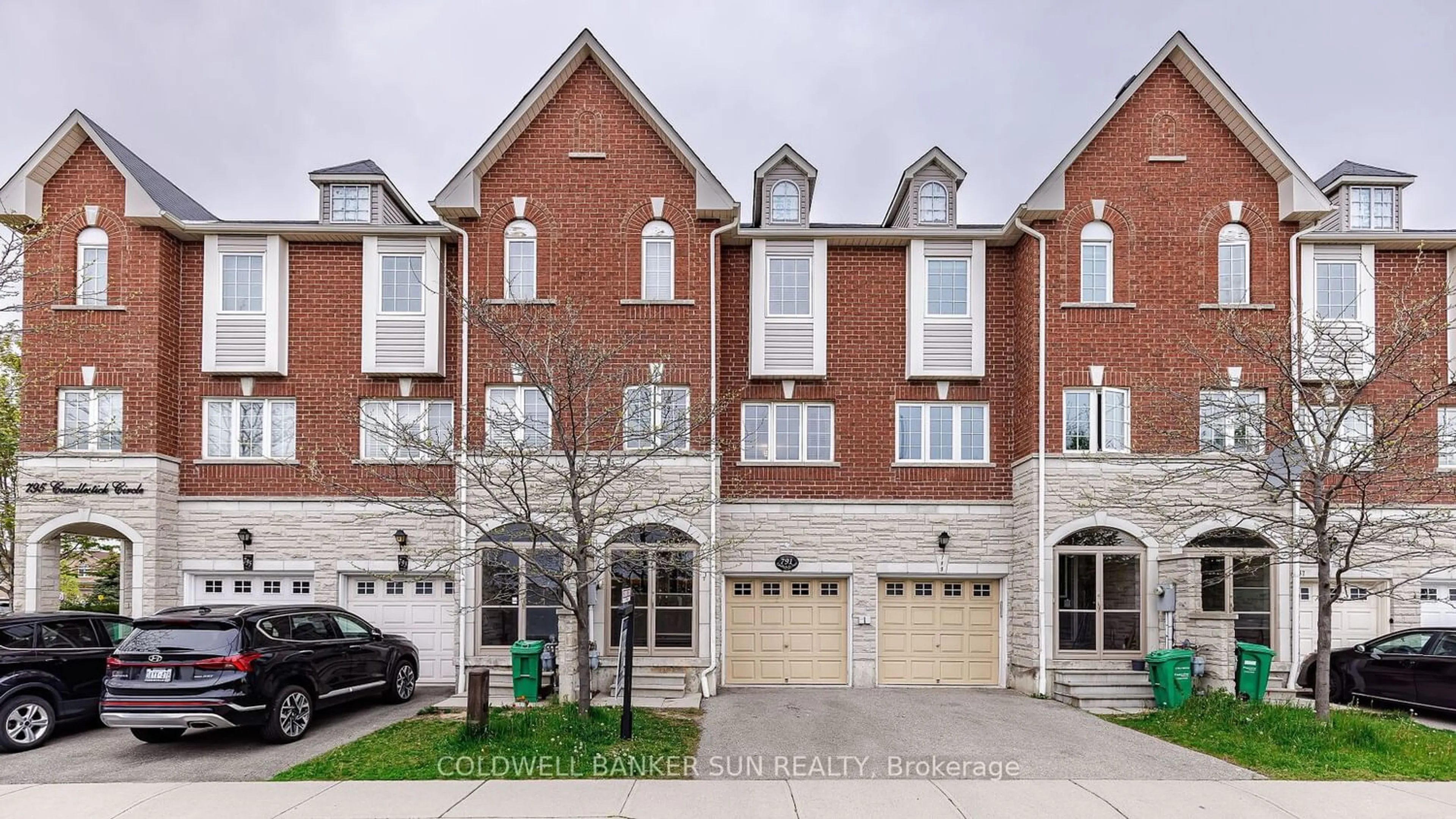 A pic from exterior of the house or condo for 791 Candlestick Circ, Mississauga Ontario L4Z 0B2