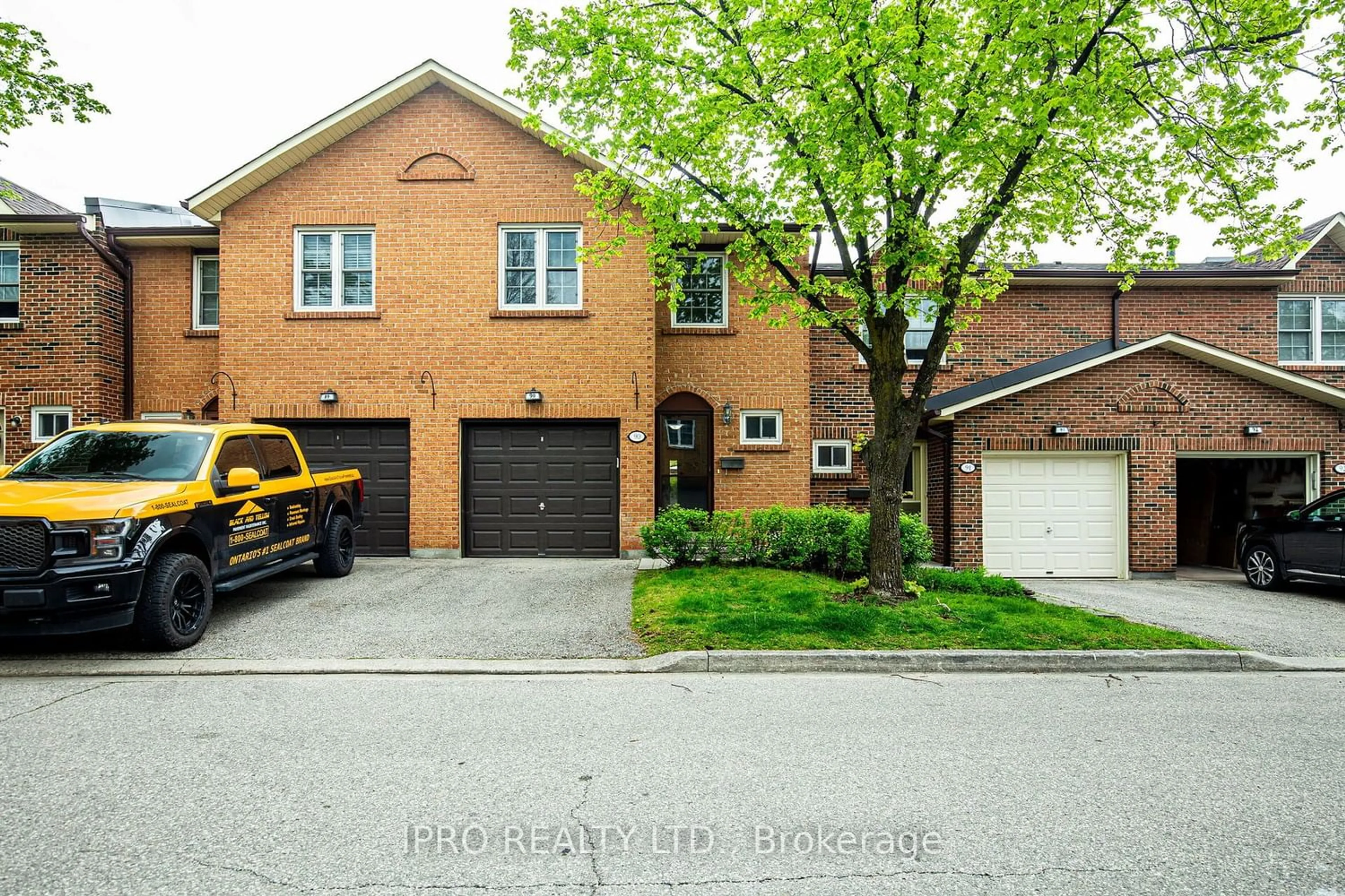 Home with brick exterior material for 2120 Rathburn Rd #90, Mississauga Ontario L4W 2S8