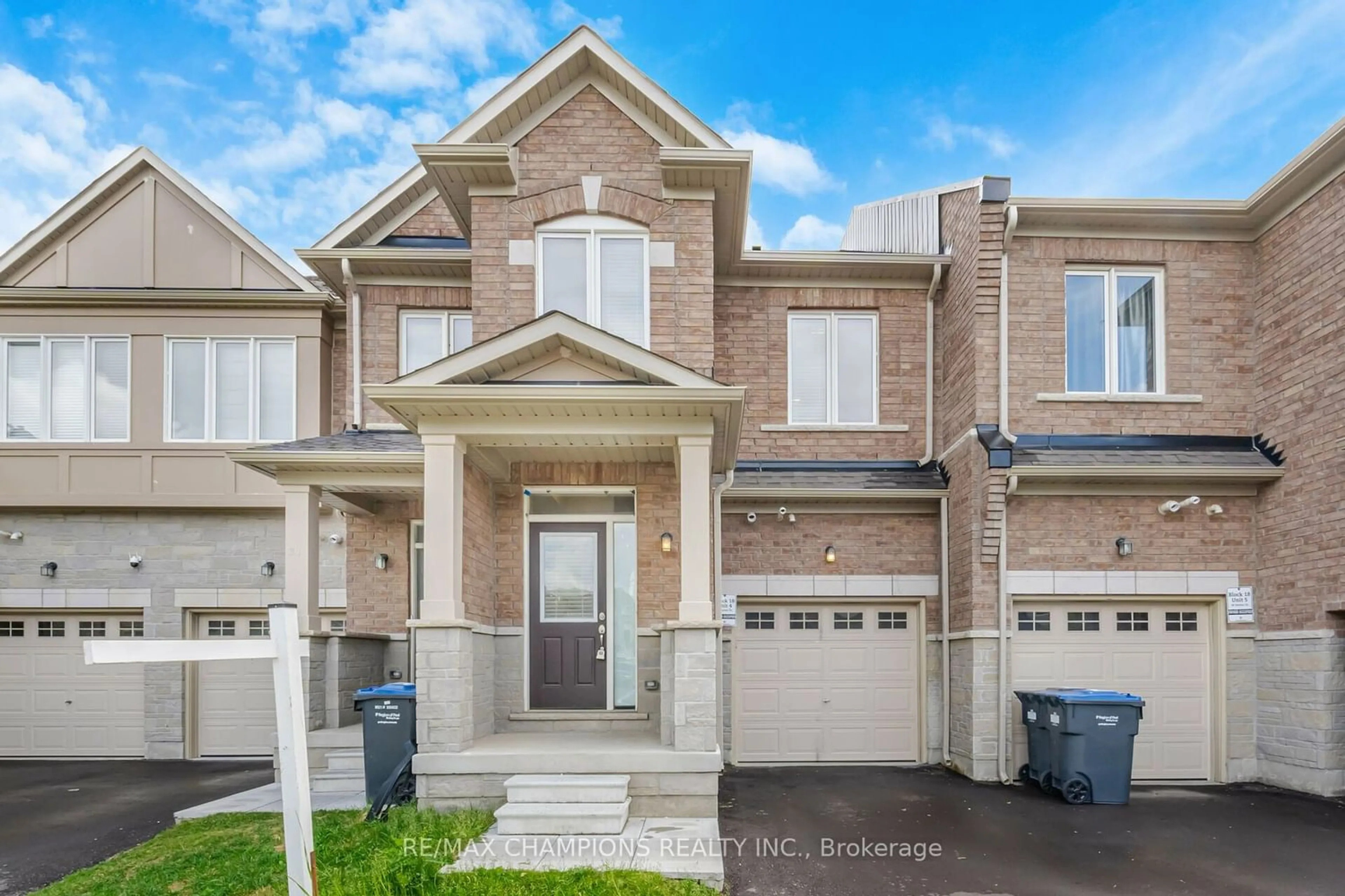 Home with brick exterior material for 36 Savino Dr, Brampton Ontario L6Z 0J7