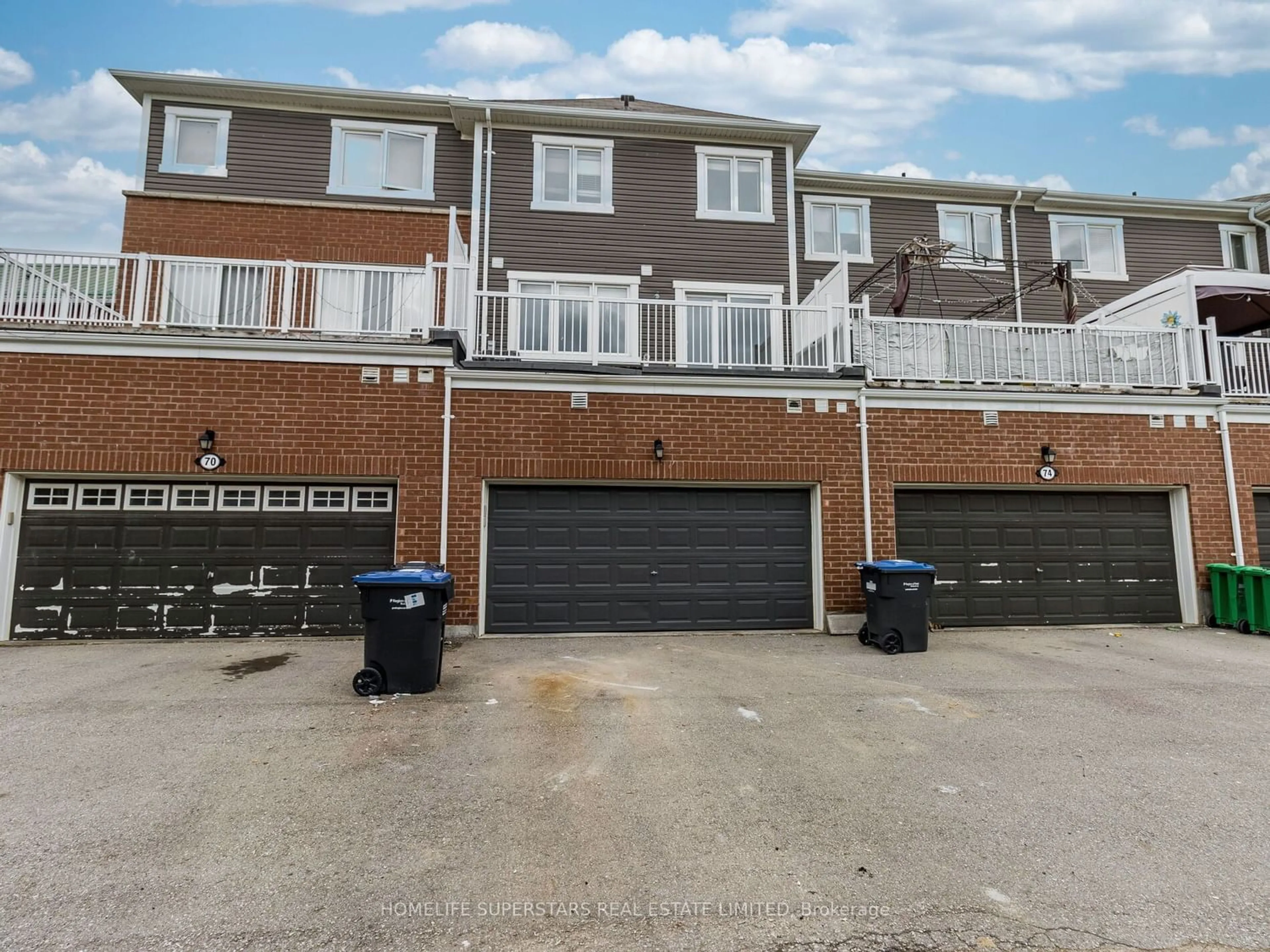 A pic from exterior of the house or condo for 72 Volner Rd, Brampton Ontario L7A 4P3
