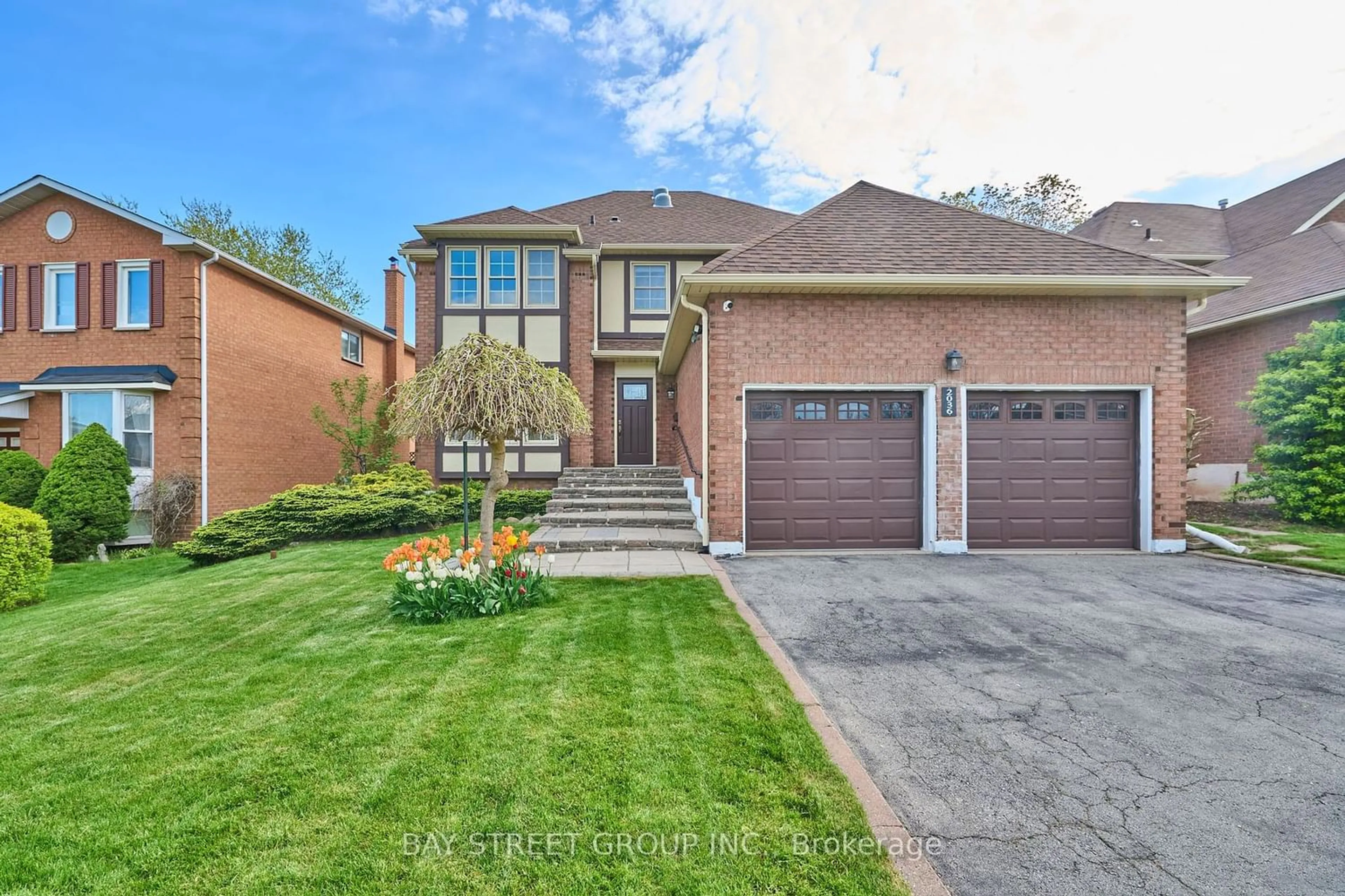 Home with brick exterior material for 2036 Grand Blvd, Oakville Ontario L6H 4X5