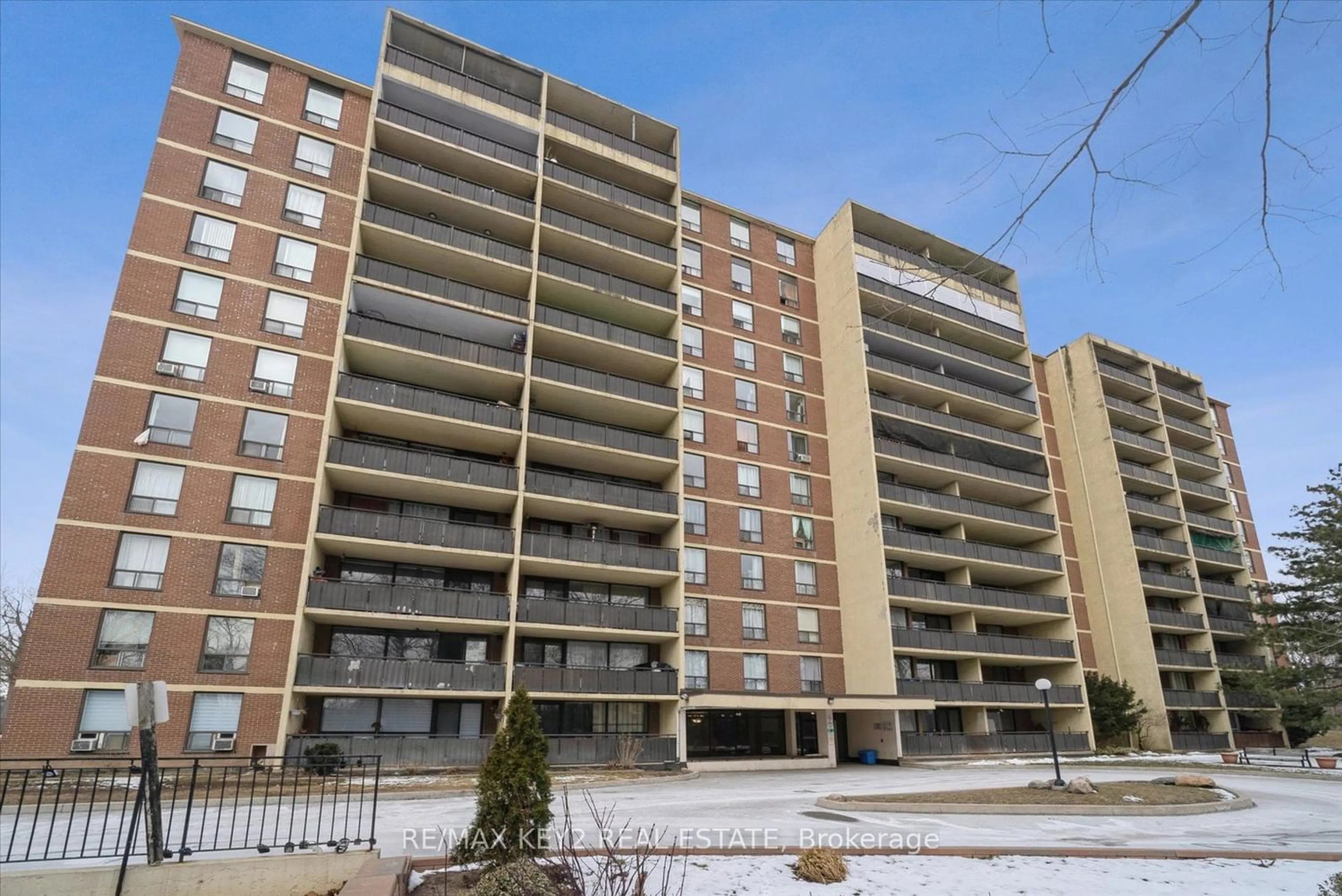 A pic from exterior of the house or condo for 15 London Green Crt #1007, Toronto Ontario M3N 1K4