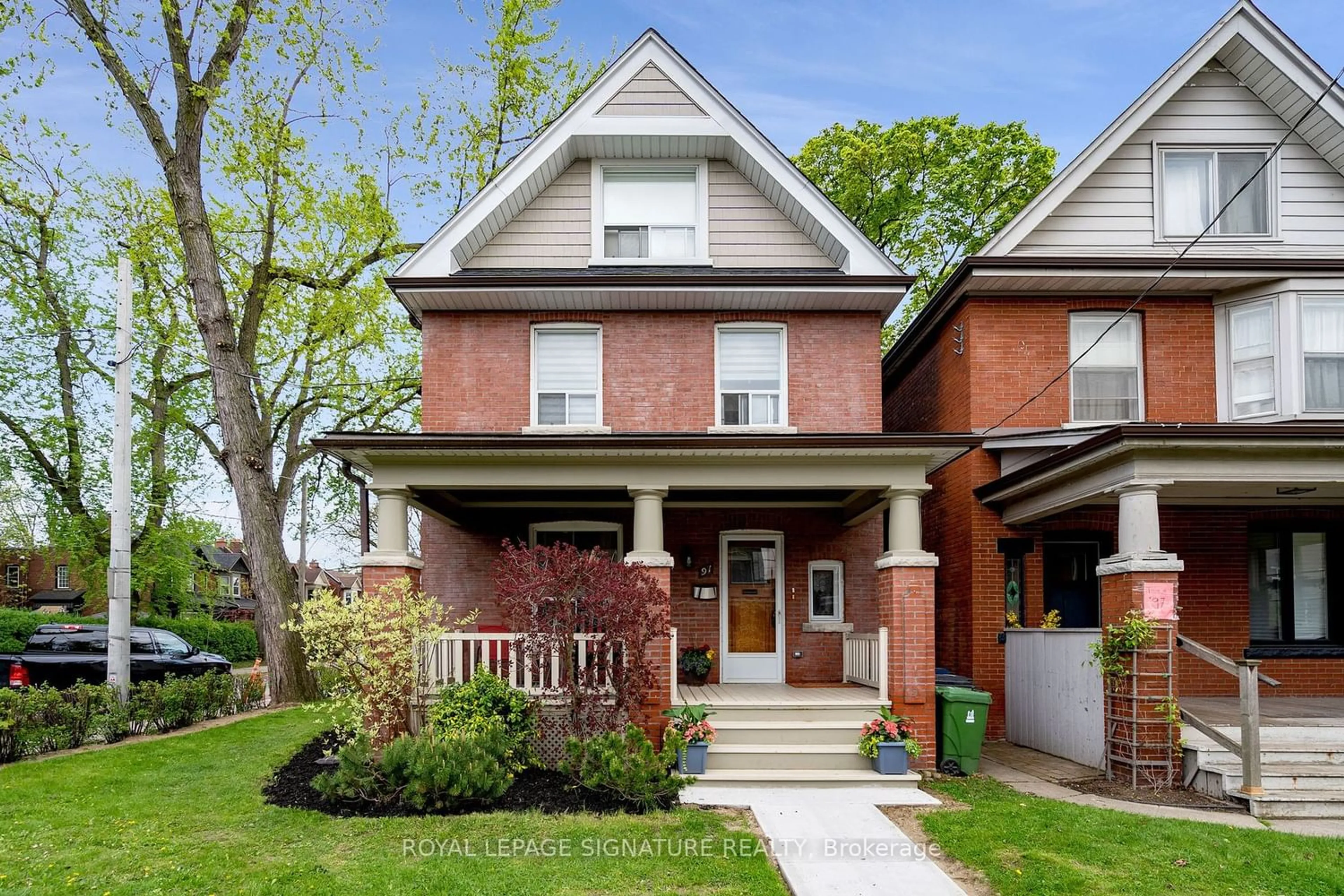 Home with brick exterior material for 91 St Johns Rd, Toronto Ontario M6P 1V1