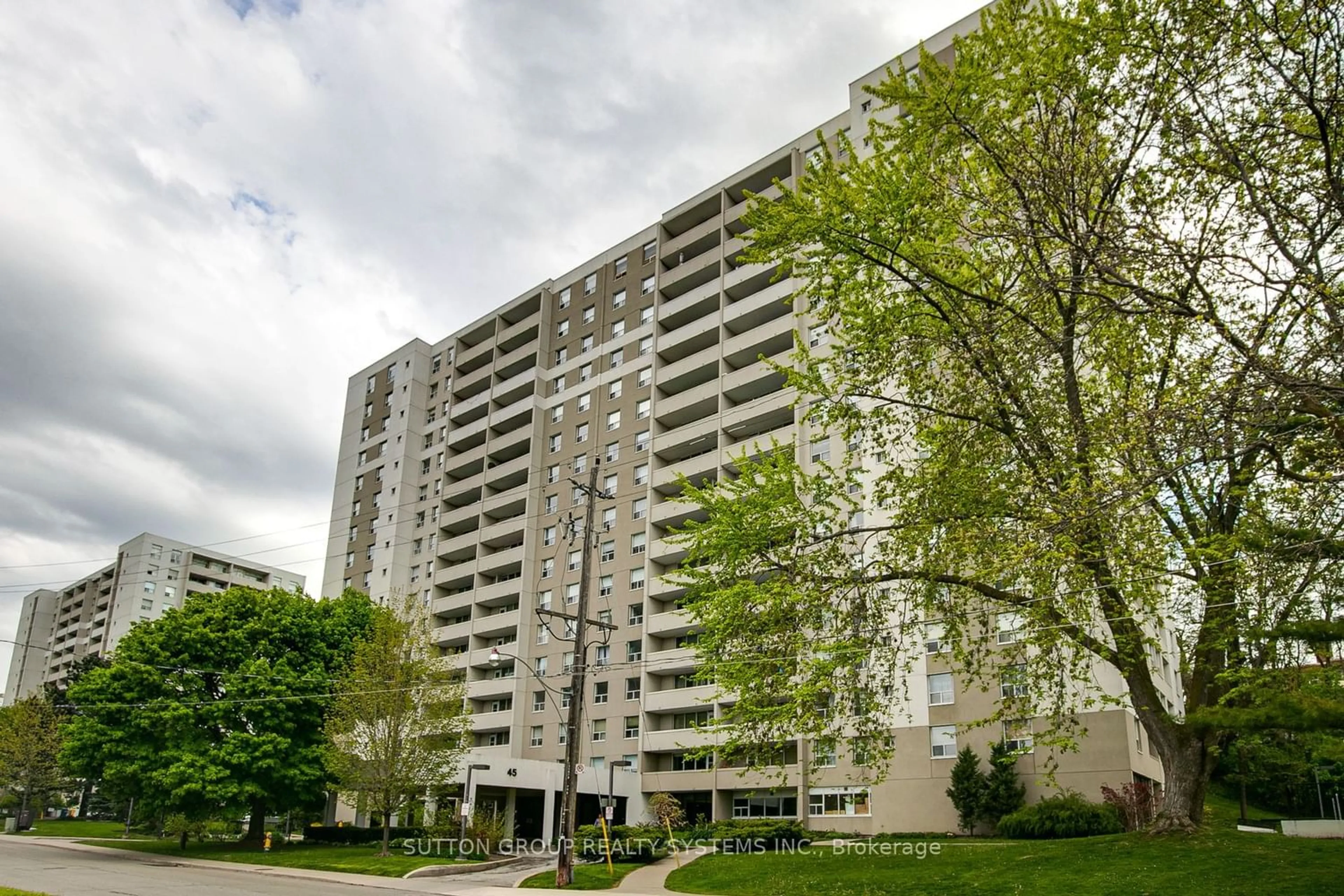 A pic from exterior of the house or condo for 45 Southport St #1411, Toronto Ontario M6S 3N5