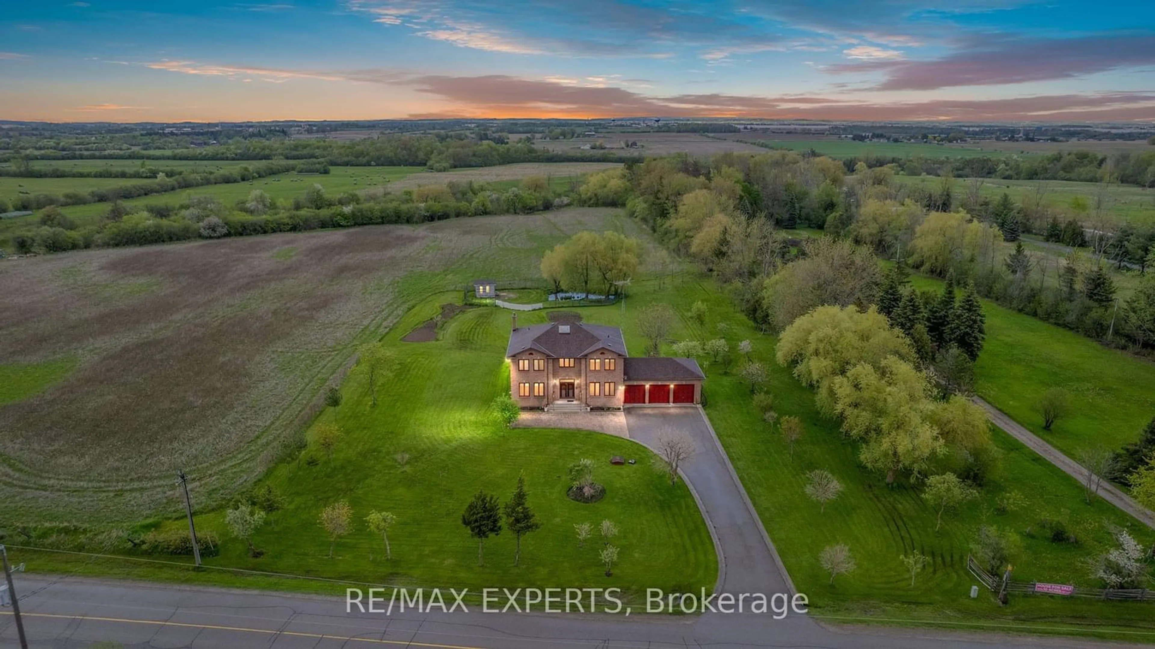 Home with brick exterior material for 13529 Centreville Creek Rd, Caledon Ontario L7C 3B9