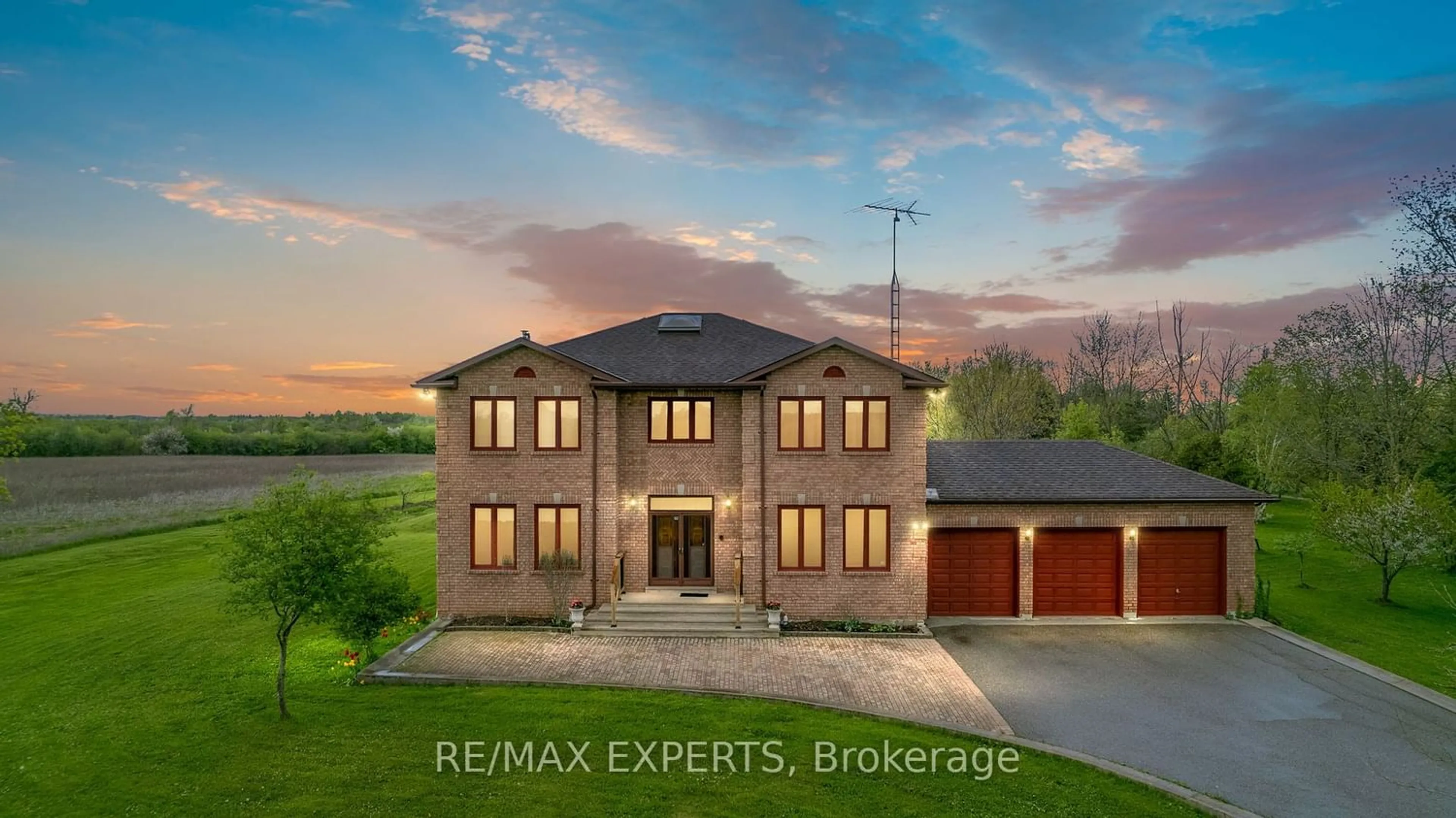 Home with brick exterior material for 13529 Centreville Creek Rd, Caledon Ontario L7C 3B9