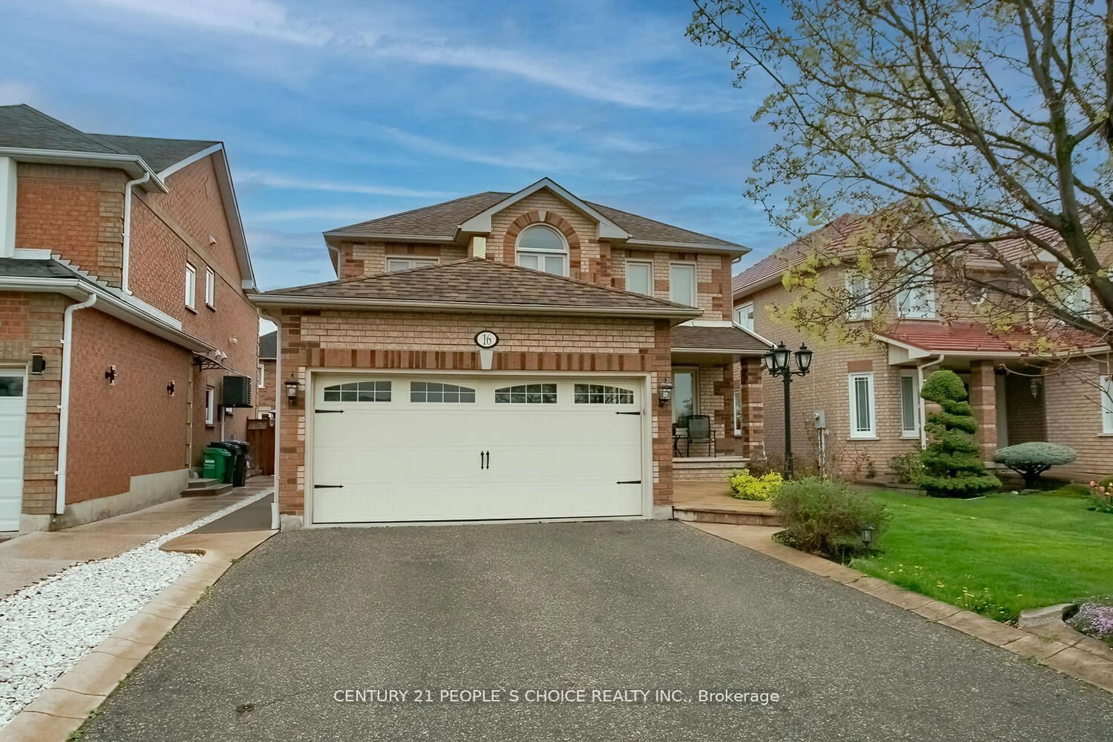 Frontside or backside of a home for 16 Sterritt Dr, Brampton Ontario L6Y 5E4