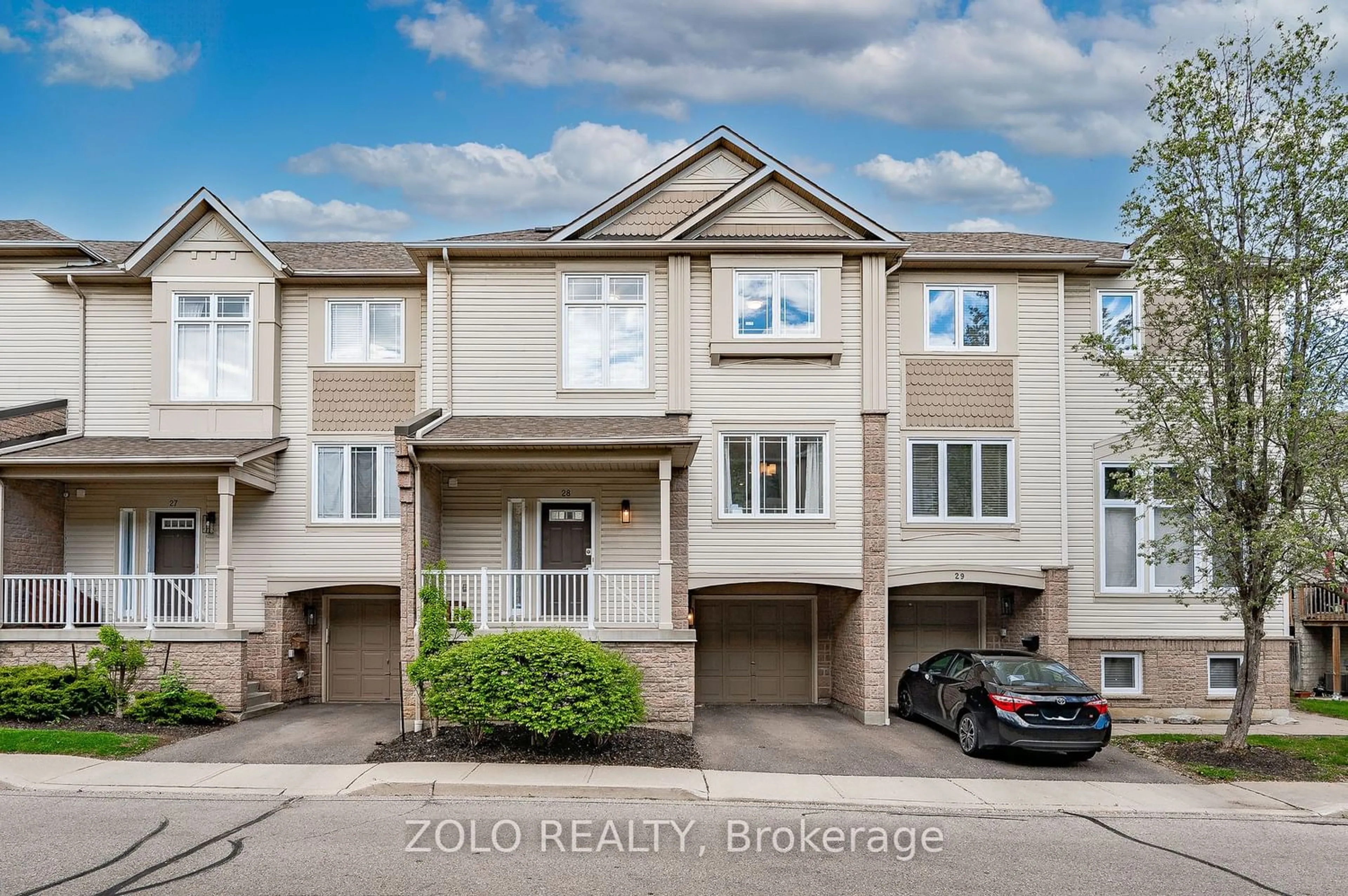 A pic from exterior of the house or condo for 7101 Branigan Gate #28, Mississauga Ontario L5N 7S2