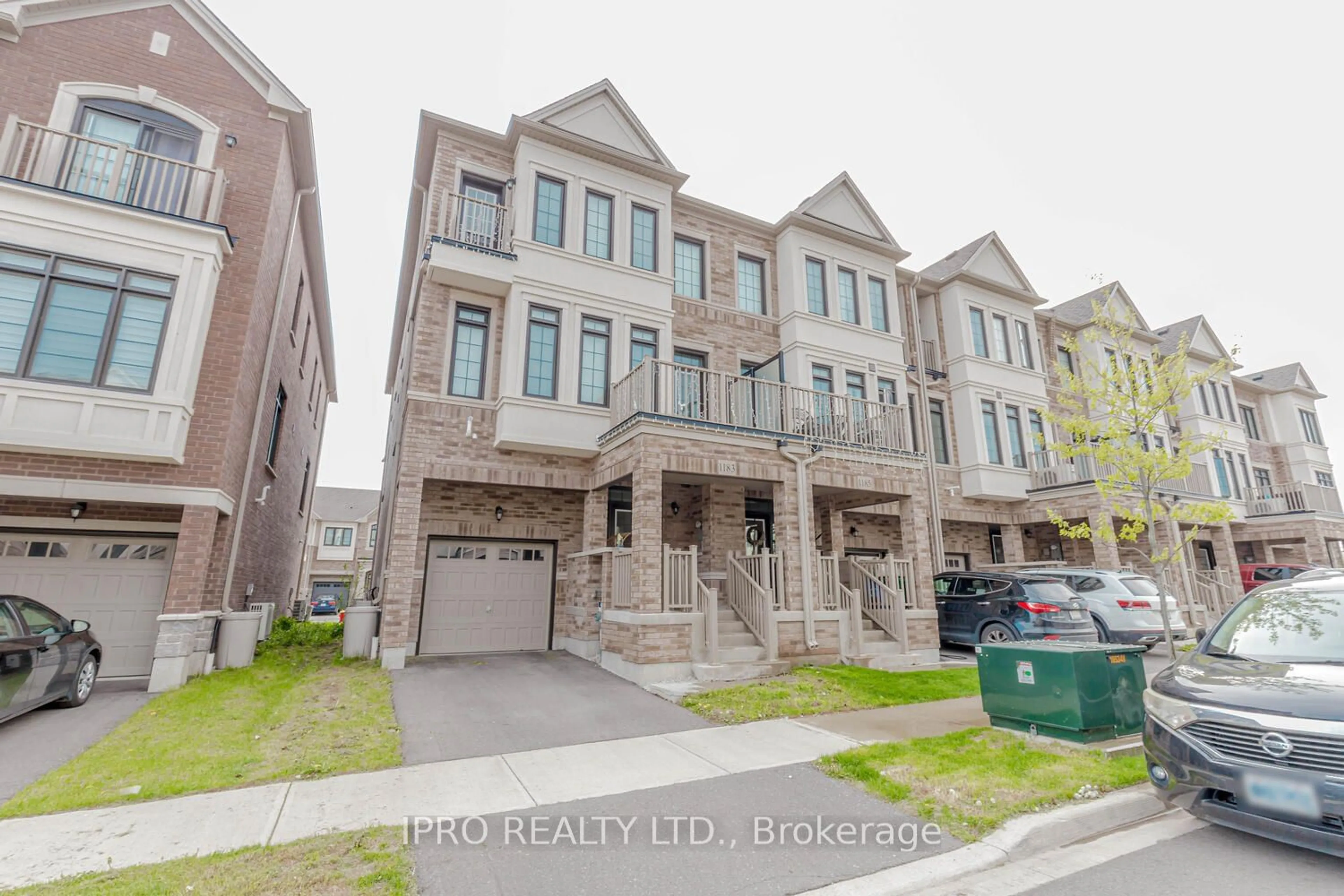 A pic from exterior of the house or condo for 1183 Lloyd Landing, Milton Ontario L9T 2X5